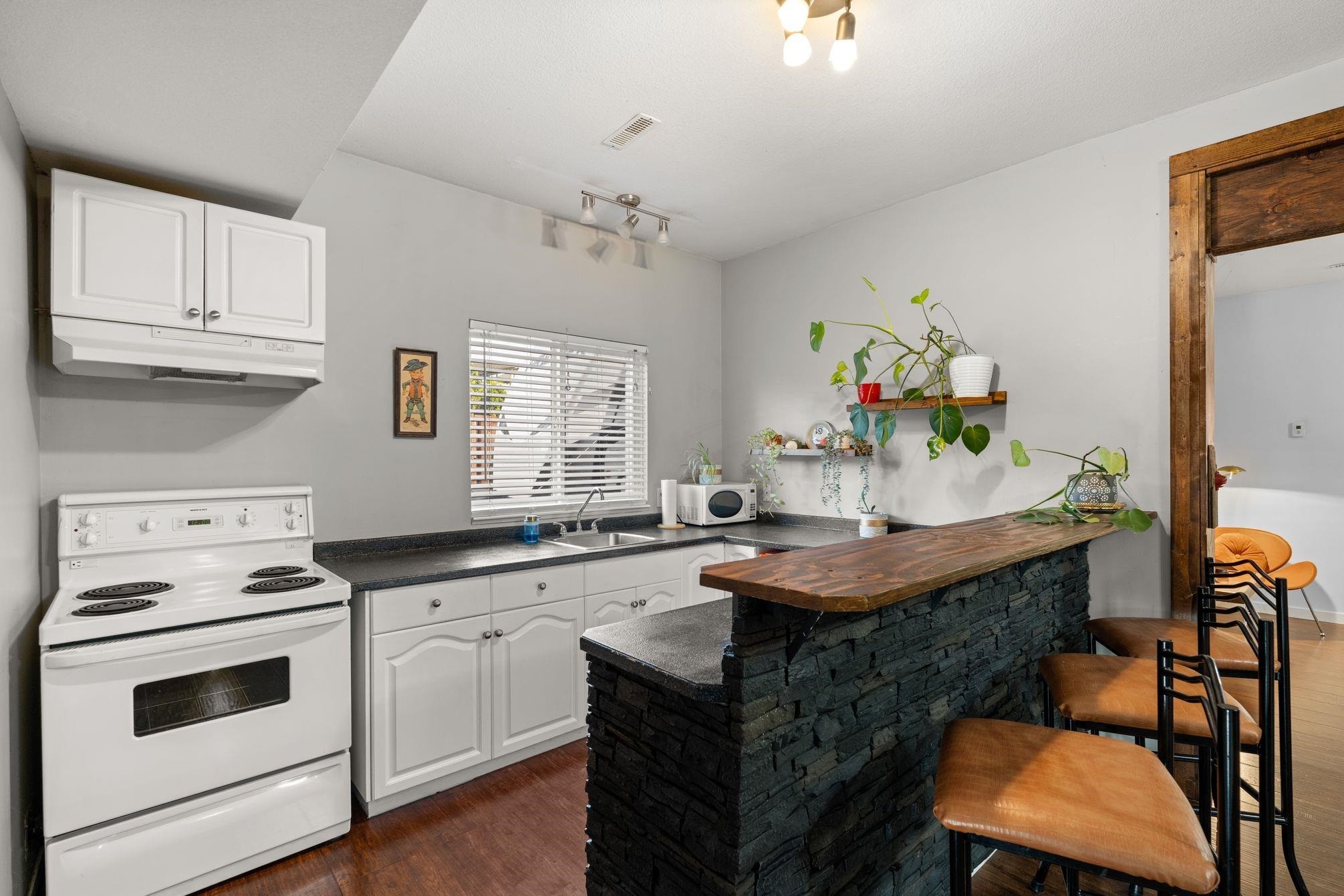 









11970


249a

Street,
Maple Ridge,




BC
V4R 2E3

