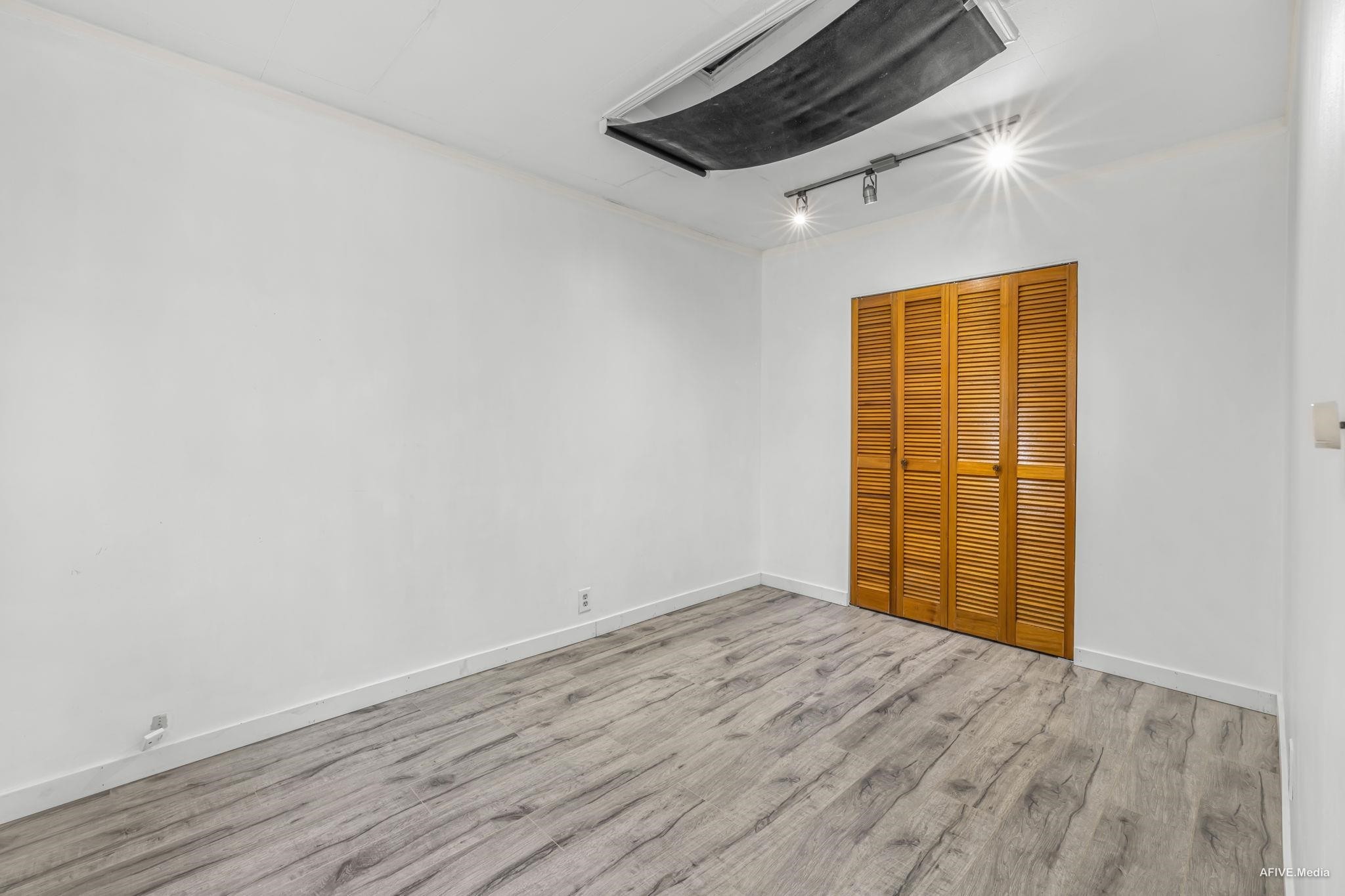 









20258


Ospring

Street,
Maple Ridge,




BC
V2X 1K4

