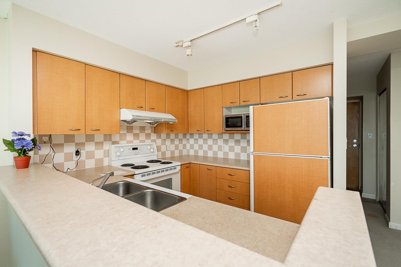 









6088


Willingdon

Avenue, 1702,
Burnaby,




BC
V5H 4V2

