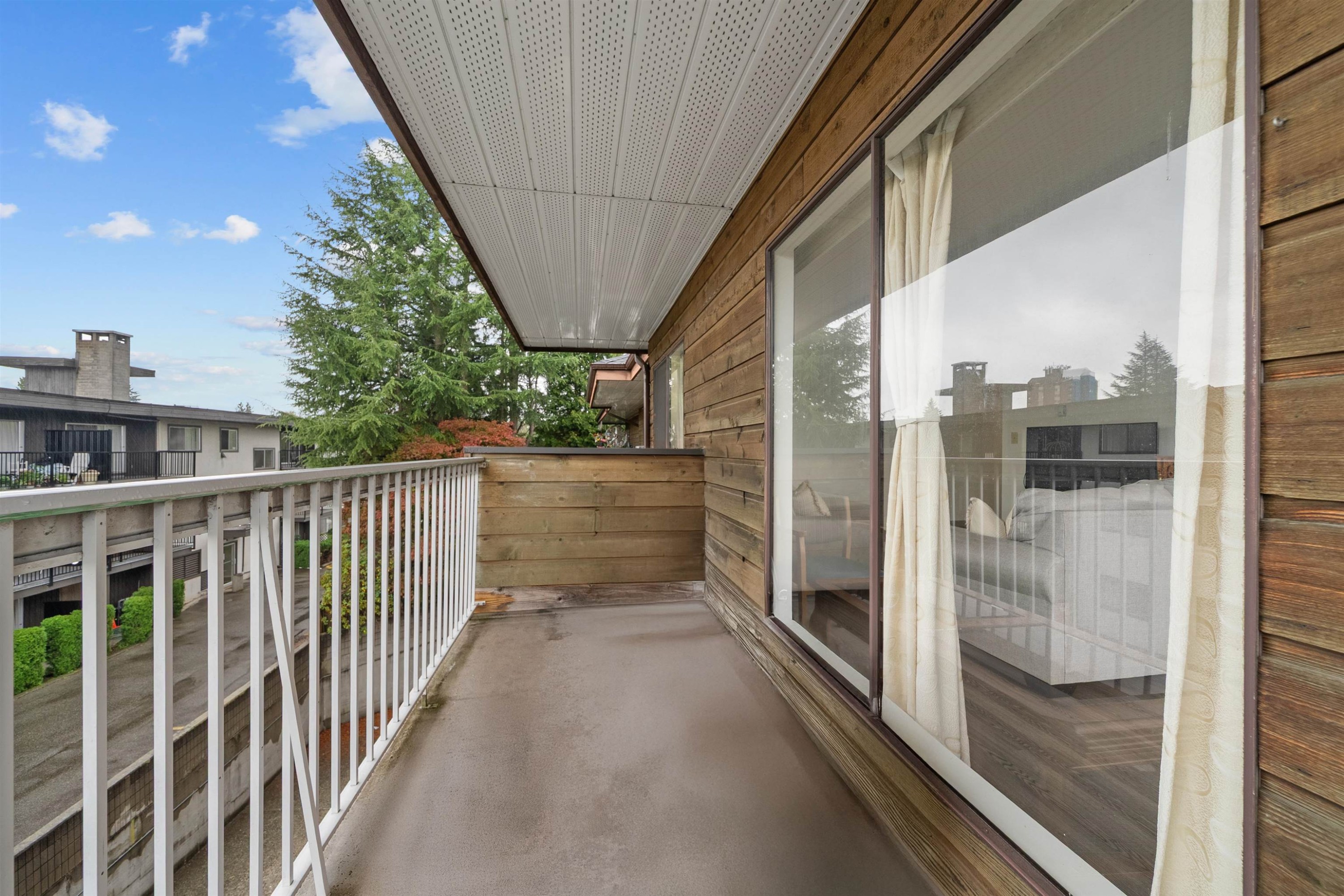 









11957


223

Street, 301,
Maple Ridge,




BC
V2X 5Y4

