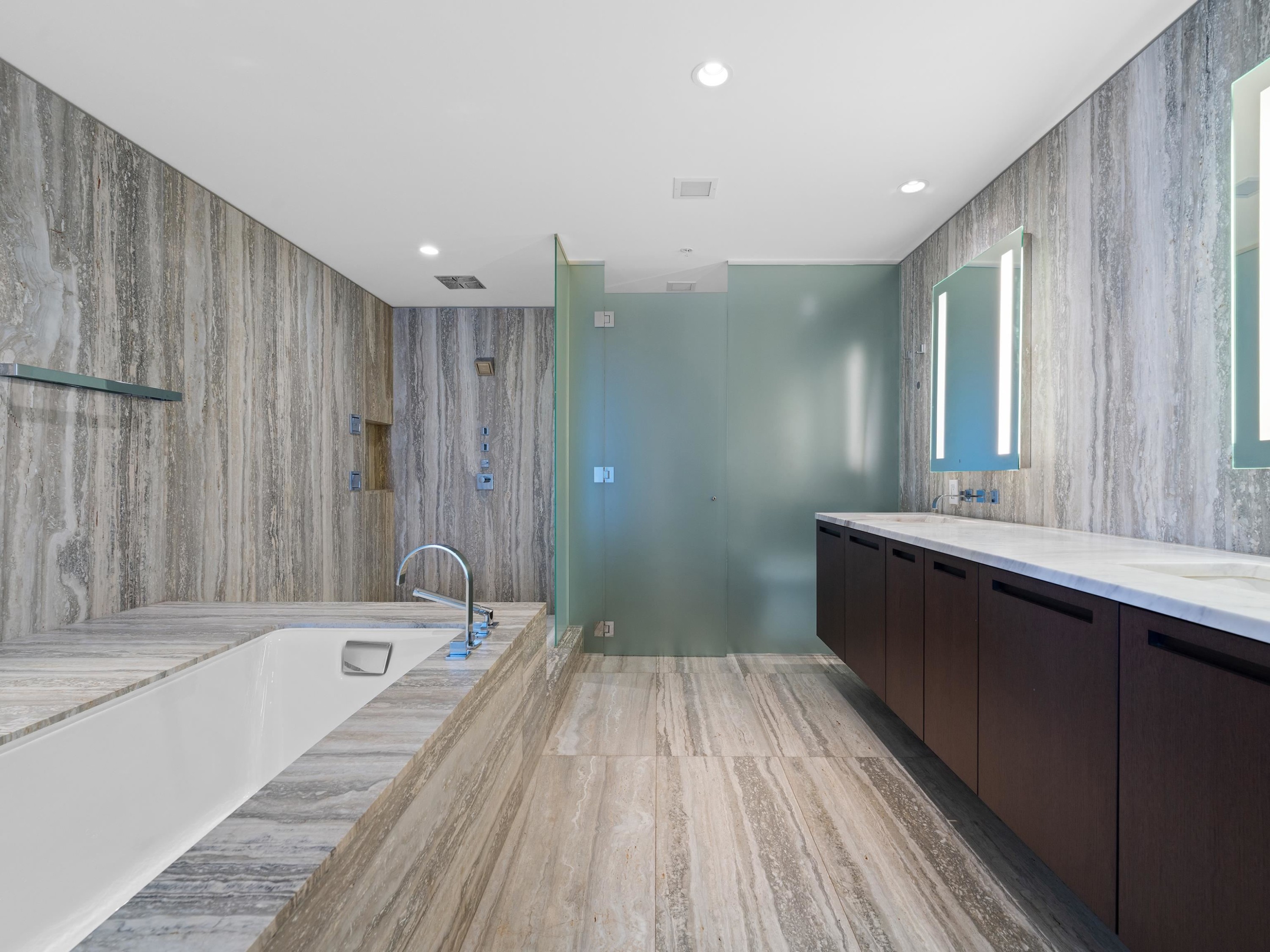 









1011


Cordova

Street West, 2701,
Vancouver,




BC
V6C 0B2

