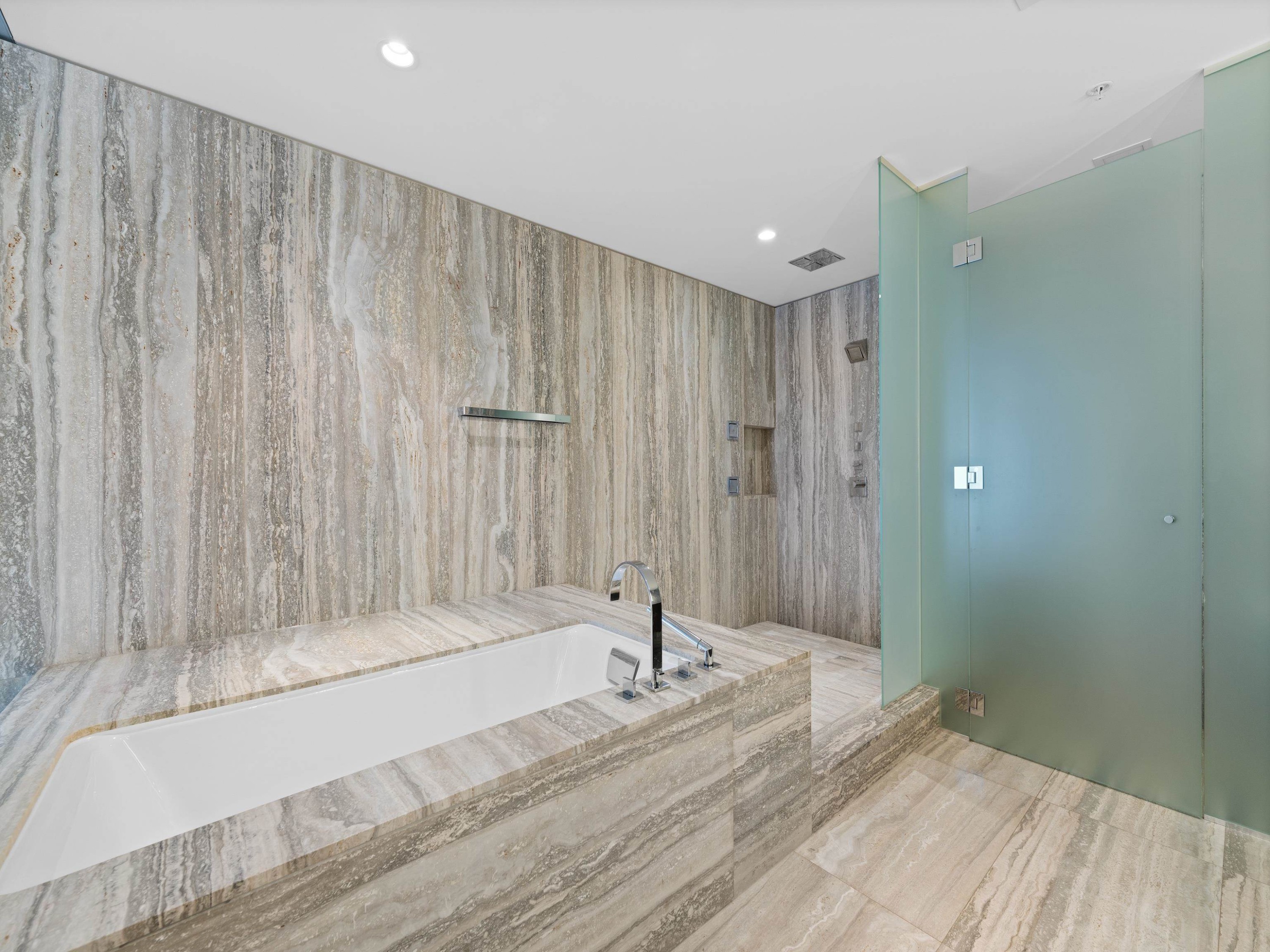 









1011


Cordova

Street West, 2701,
Vancouver,




BC
V6C 0B2

