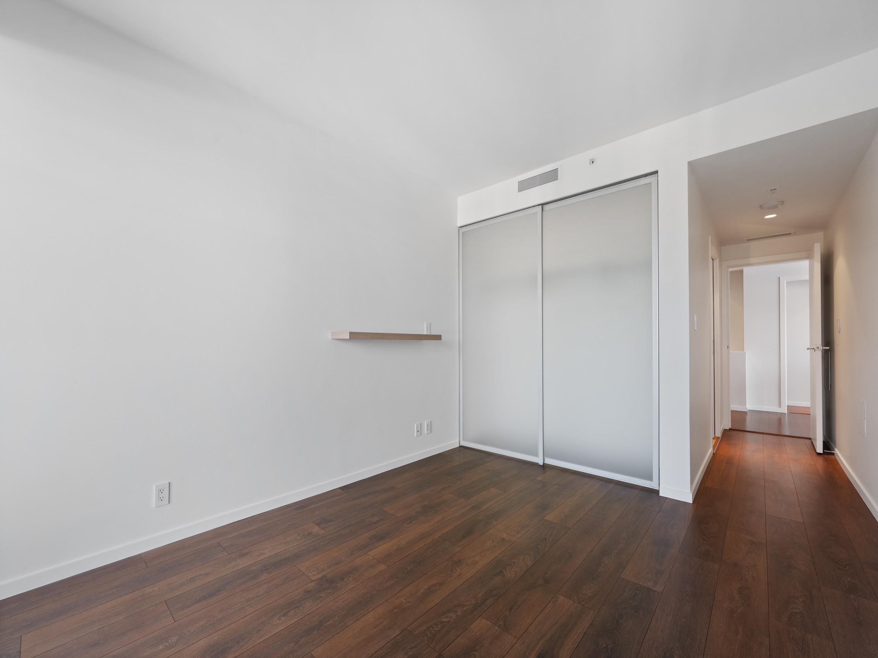 









1011


Cordova

Street West, 2701,
Vancouver,




BC
V6C 0B2

