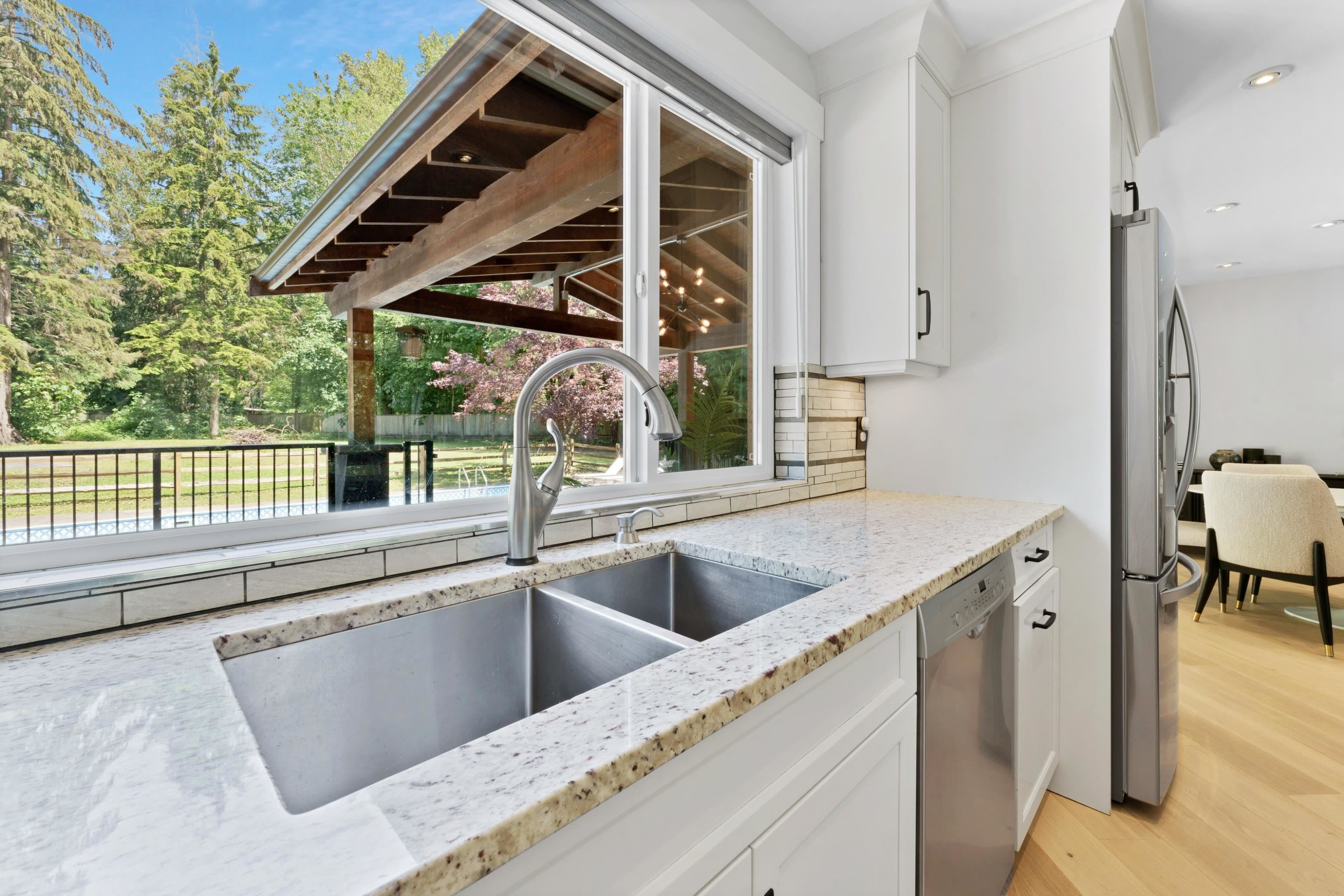 









25011


Ferguson

Avenue,
Maple Ridge,




BC
V2W 1H4

