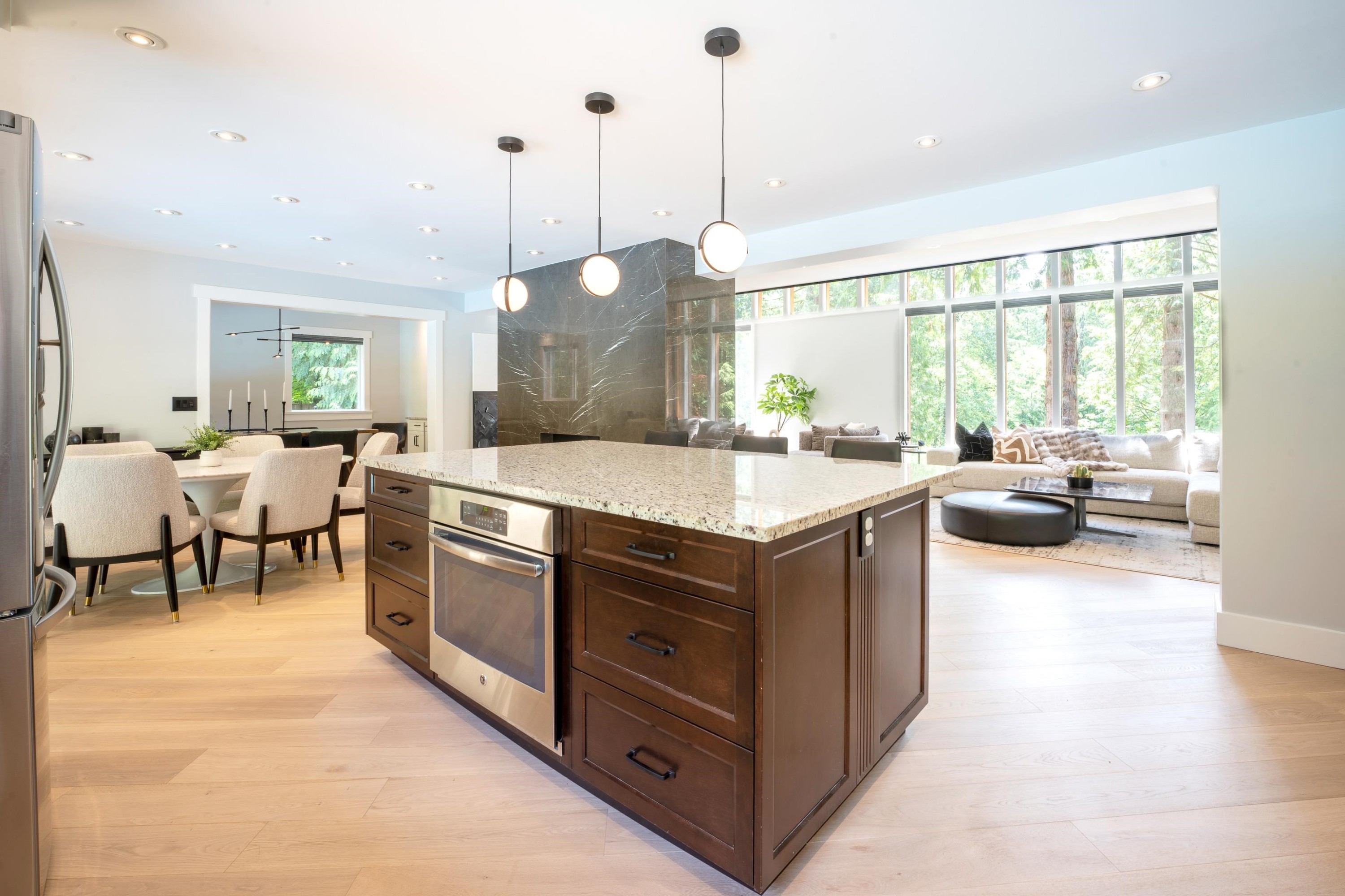 









25011


Ferguson

Avenue,
Maple Ridge,




BC
V2W 1H4

