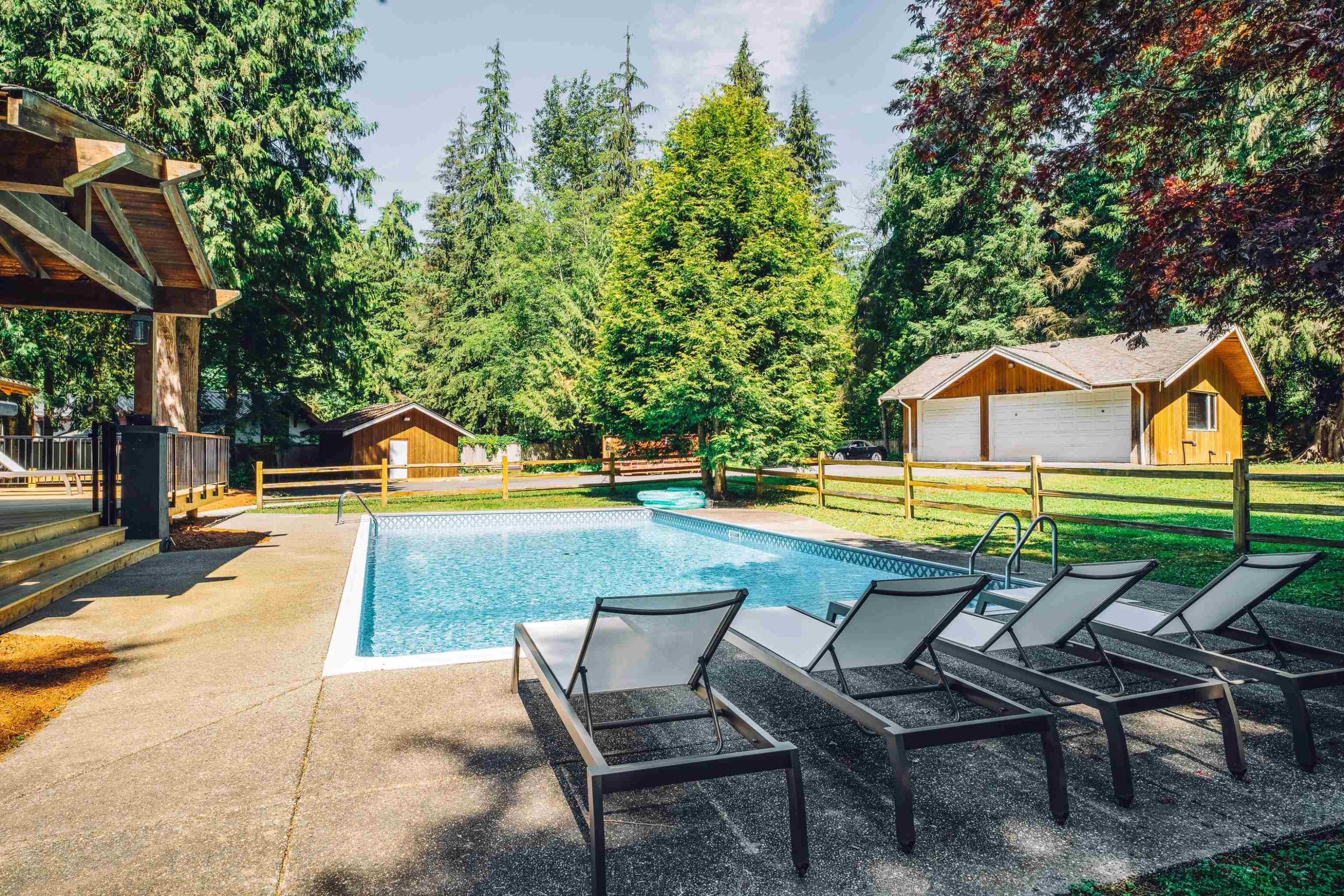 









25011


Ferguson

Avenue,
Maple Ridge,




BC
V2W 1H4

