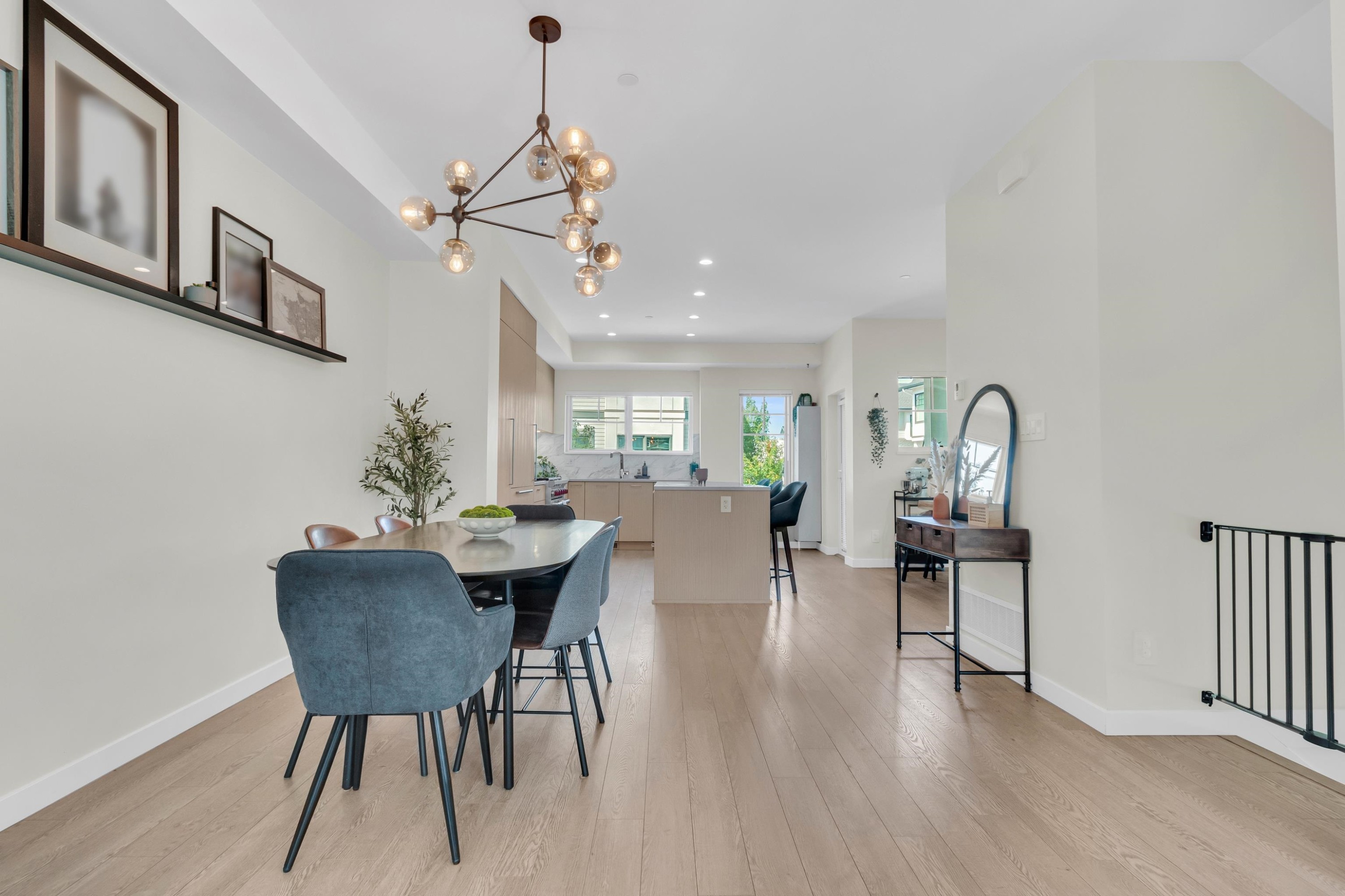 









19451


Sutton

Avenue, 58,
Pitt Meadows,




BC
V3Y 0G6

