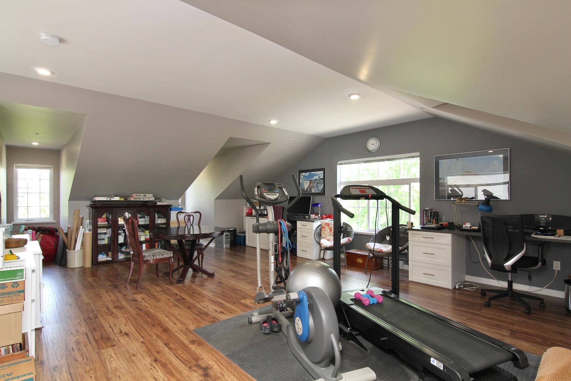 









19490


Fraser

Way, 14,
Pitt Meadows,




BC
V3Y 0B6

