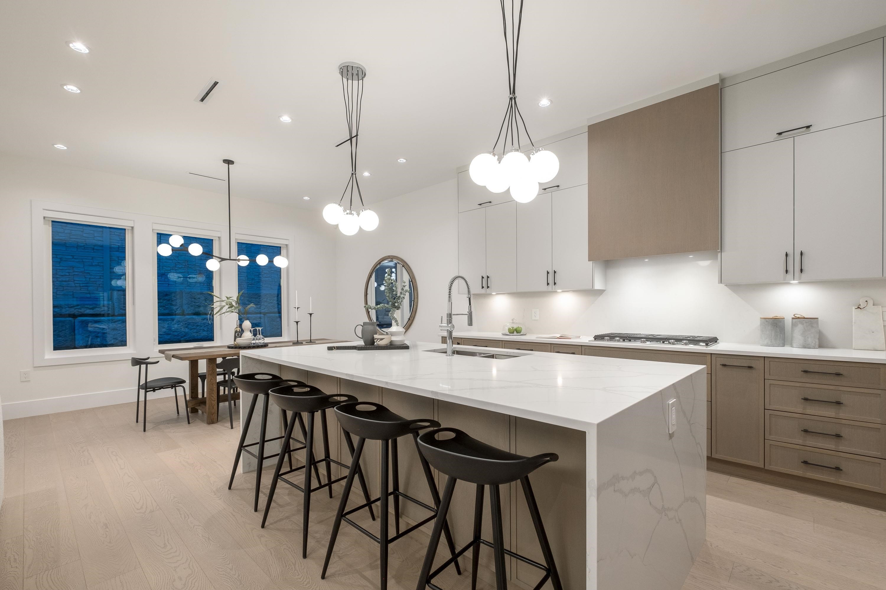 









3510


Danielson

Drive,
Coquitlam,




BC
V3E 3H2

