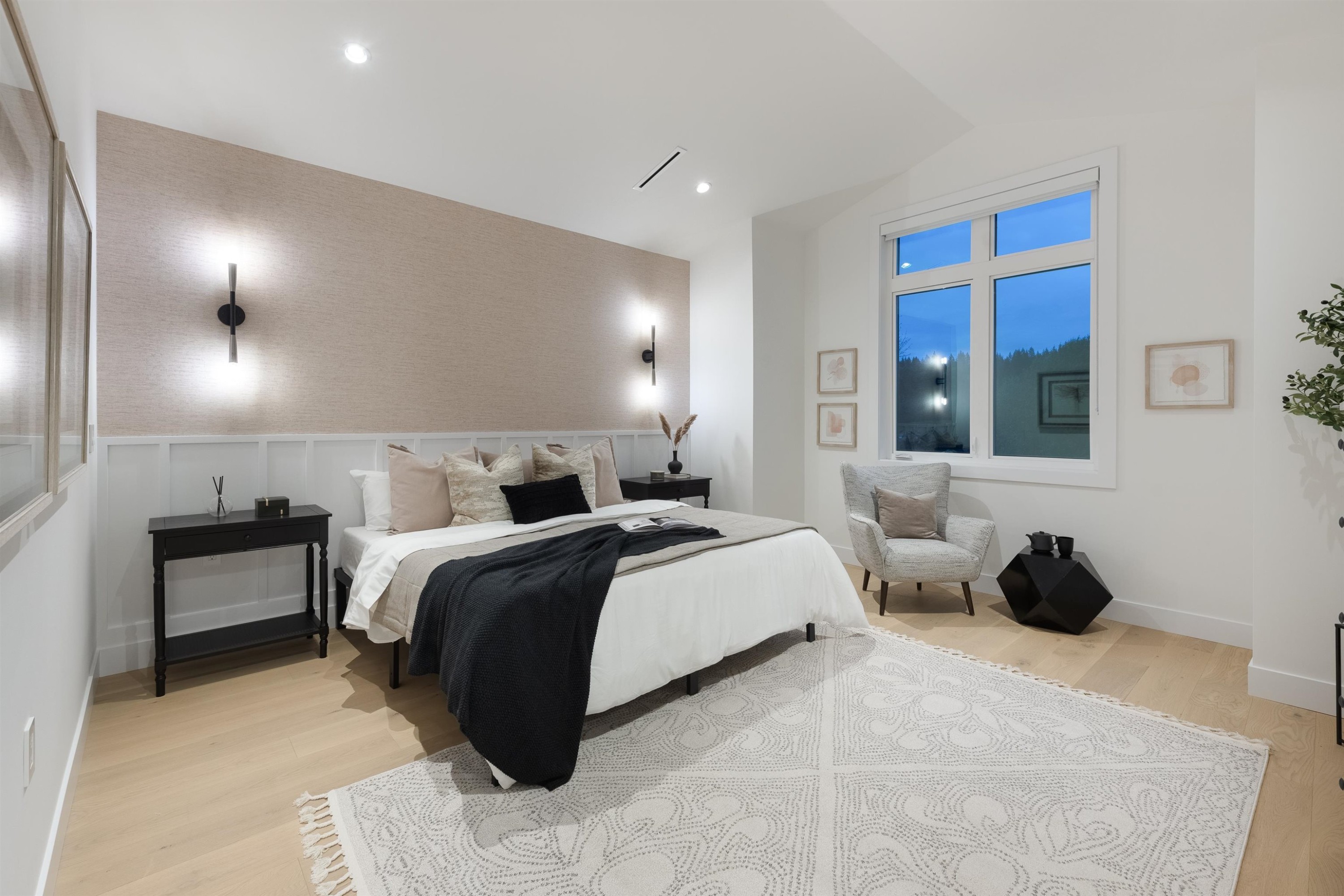 









3510


Danielson

Drive,
Coquitlam,




BC
V3E 3H2

