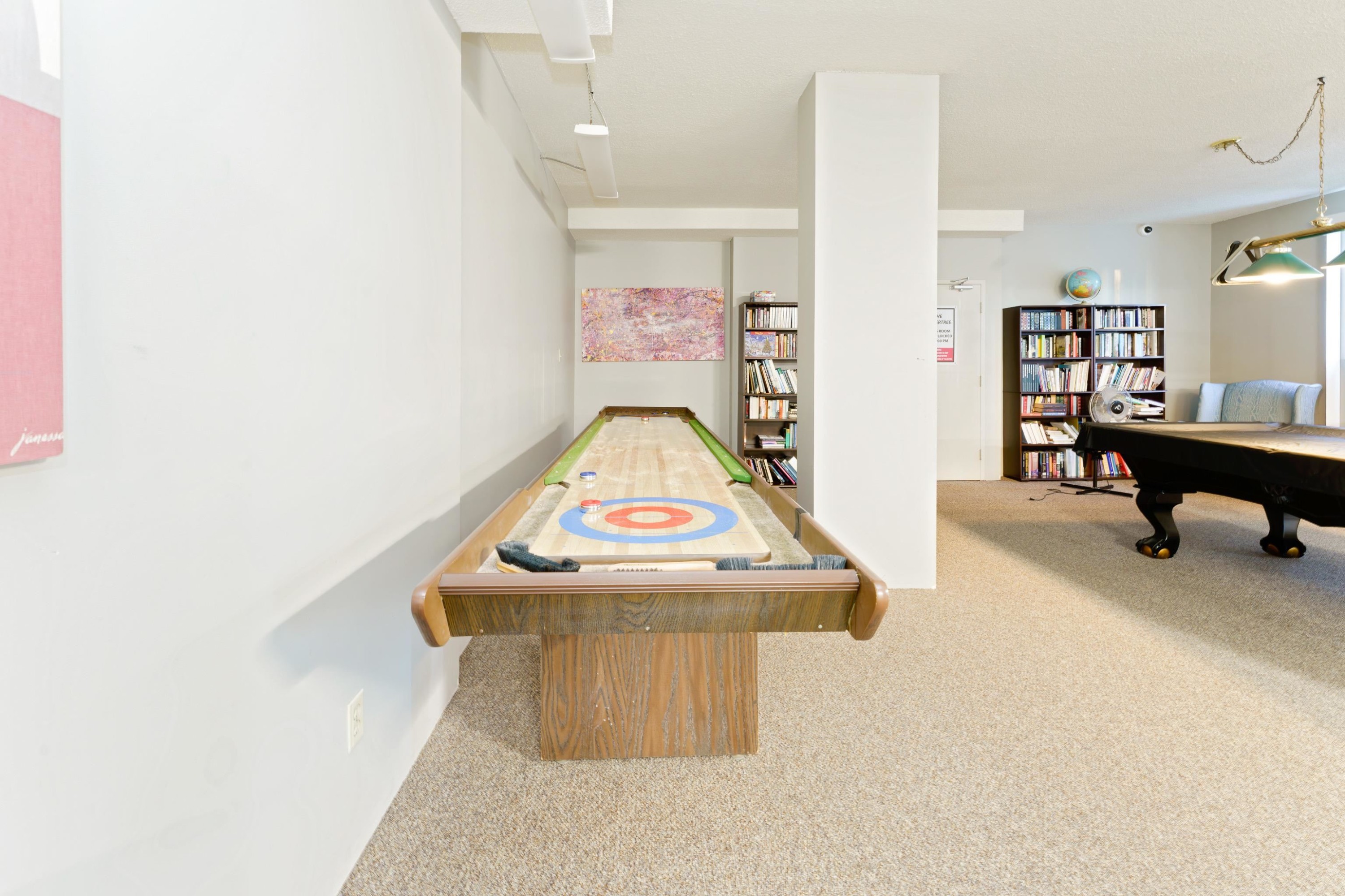 









320


Royal

Avenue, 405,
New Westminster,




BC
V3L 5C6

