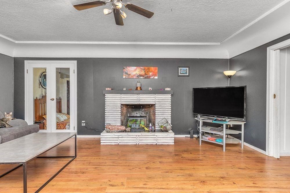 









11410


207

Street,
Maple Ridge,




BC
V2X 1W8

