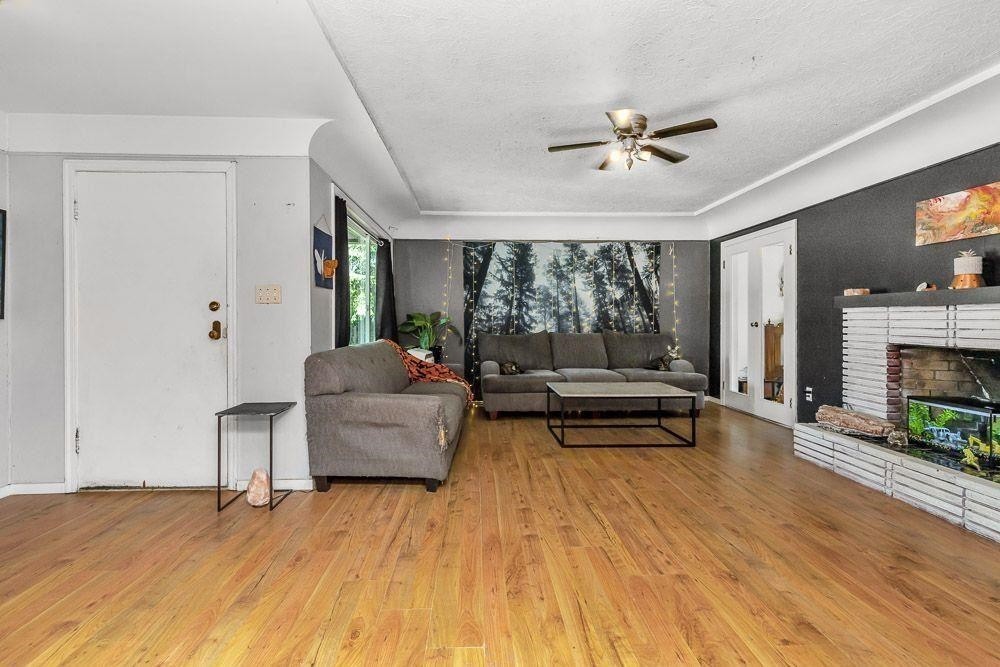 









11410


207

Street,
Maple Ridge,




BC
V2X 1W8

