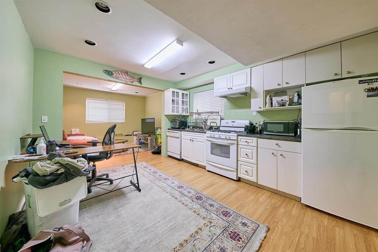 









1313


Johnson

Street,
Coquitlam,




BC
V3B 4T6

