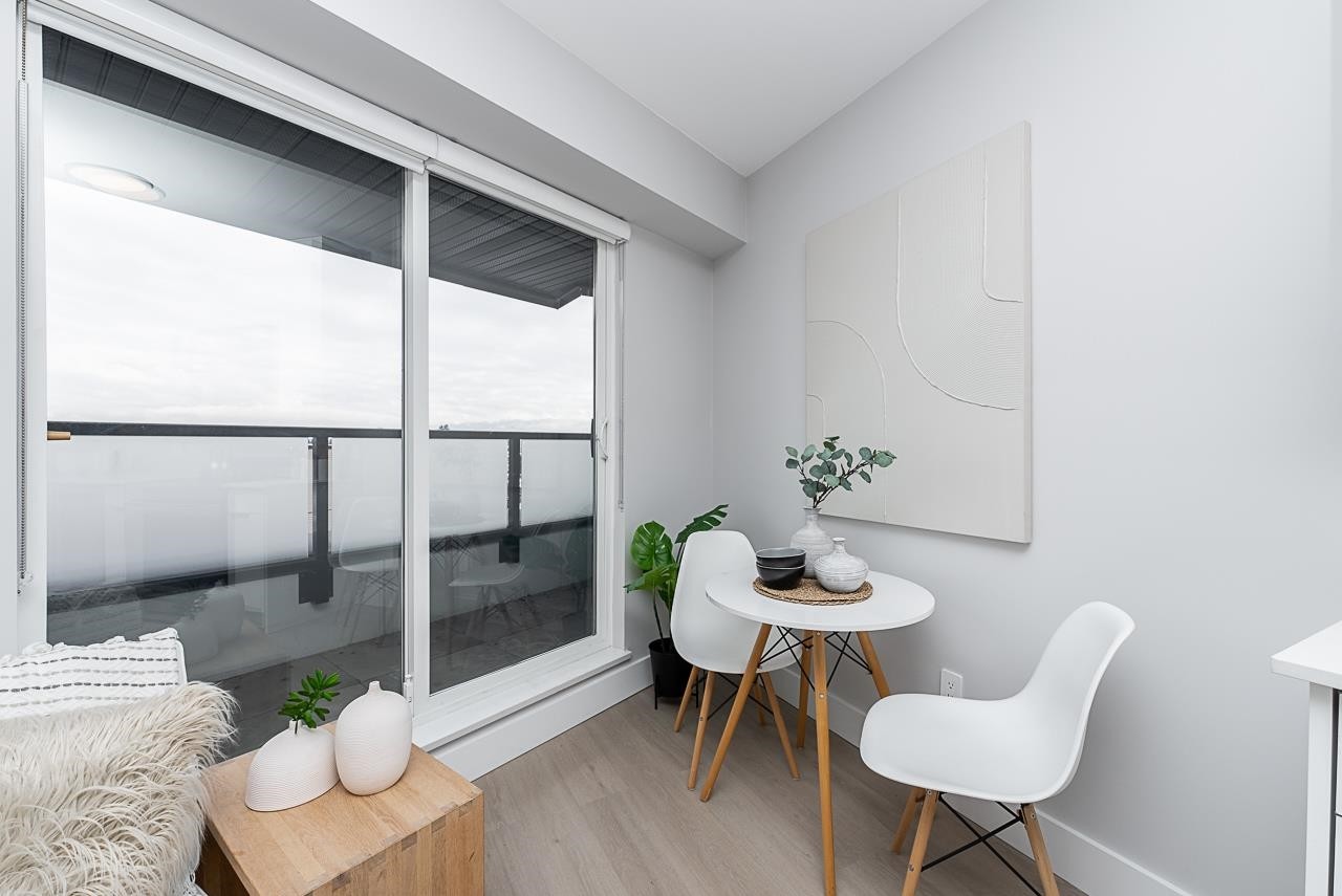 









3050


Kingsway

, 406,
Vancouver,




BC
V5R 5J7

