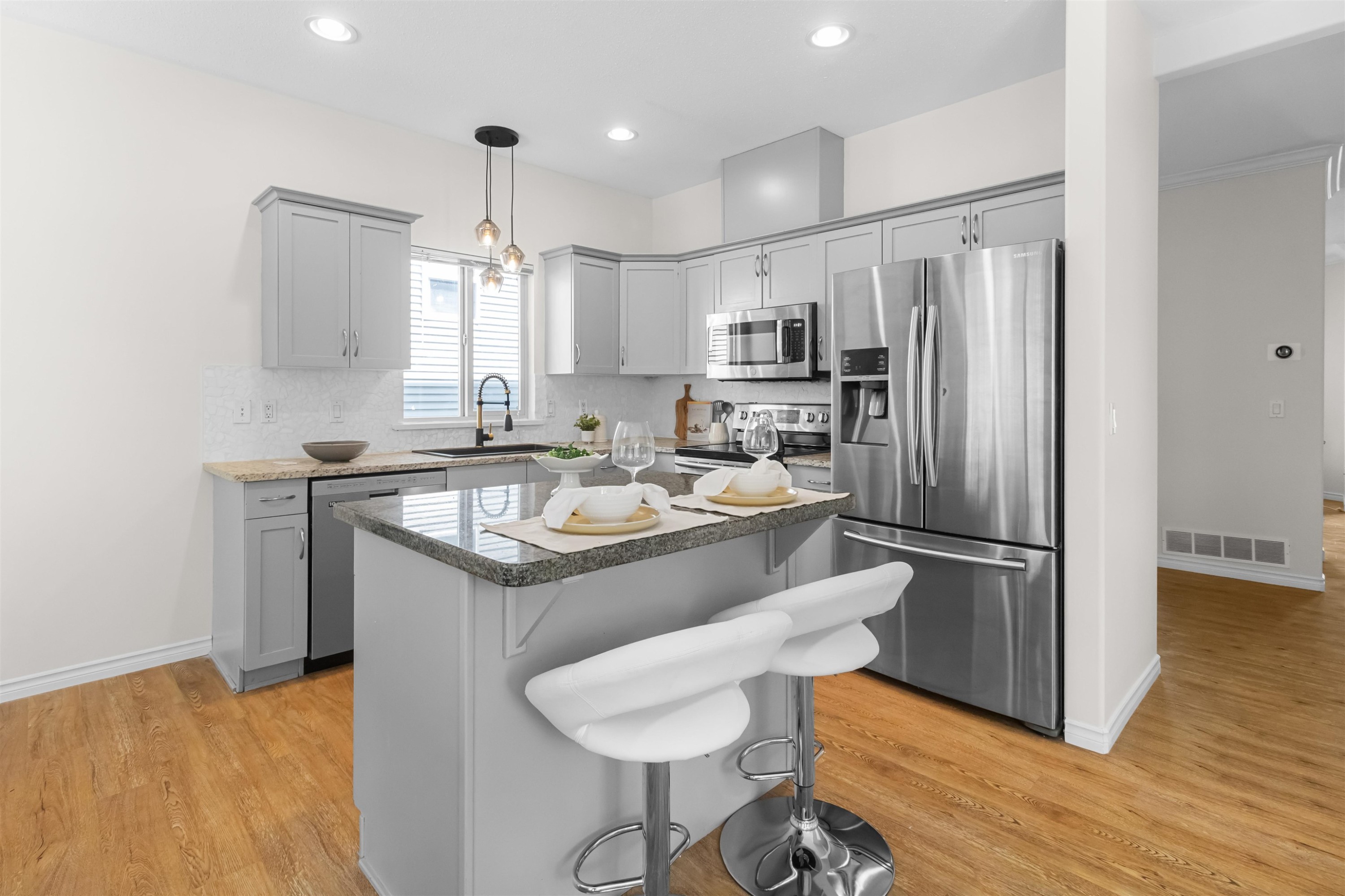 









22783


116

Avenue,
Maple Ridge,




BC
V2X 3N6

