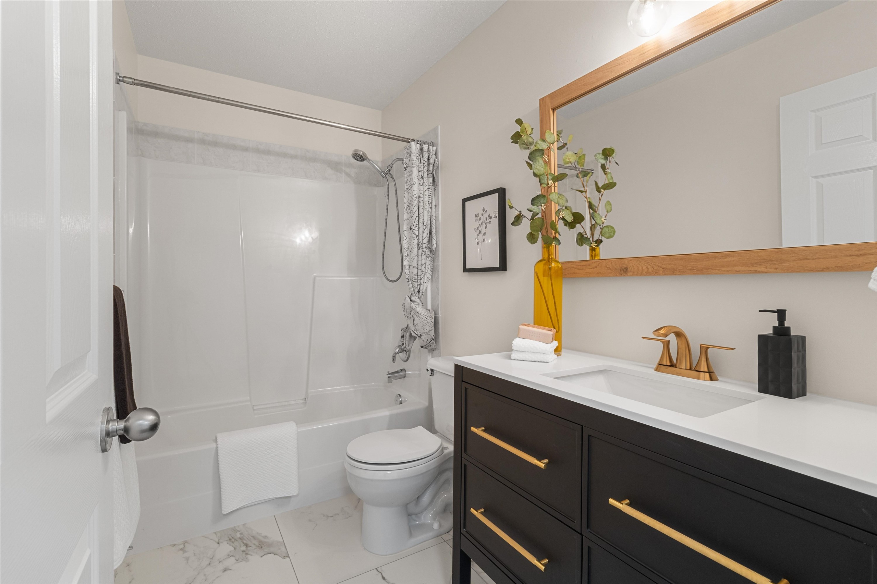 









22783


116

Avenue,
Maple Ridge,




BC
V2X 3N6

