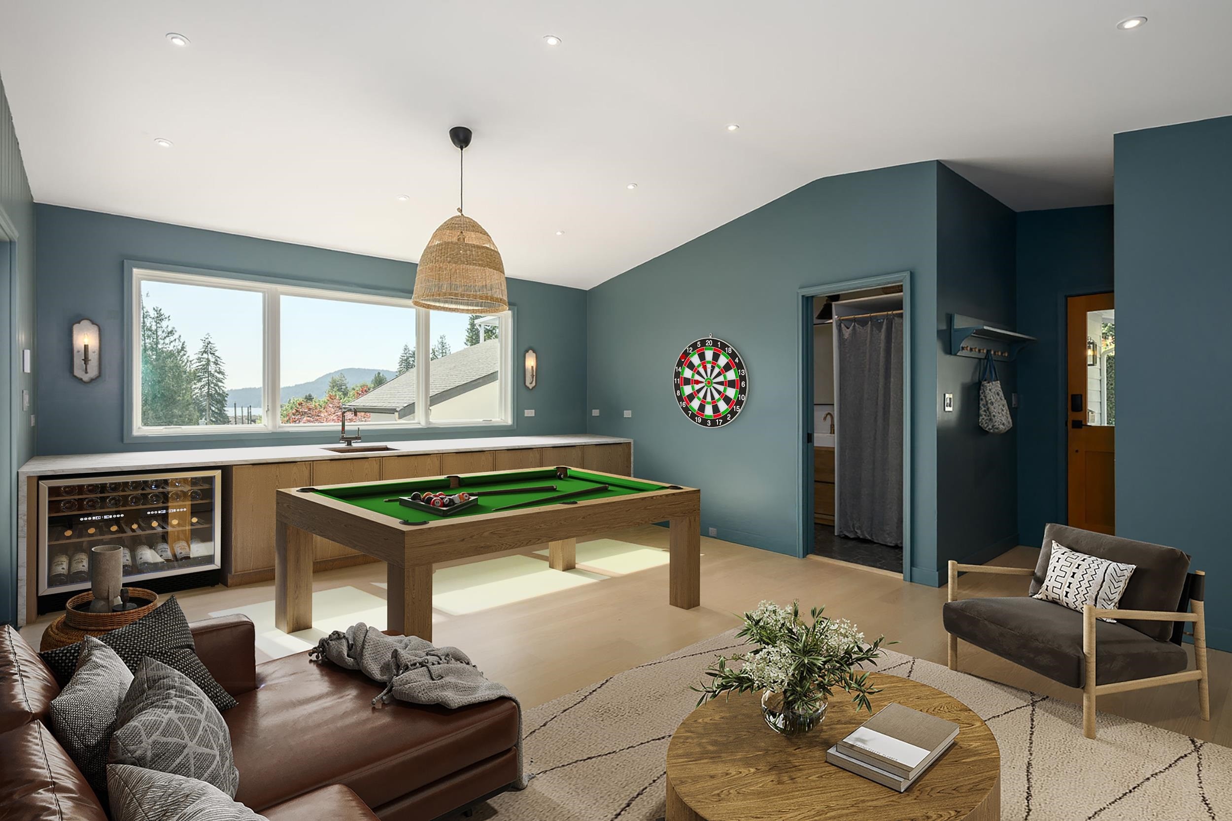 









580


Ioco

Road,
Port Moody,




BC
V3H 2W2

