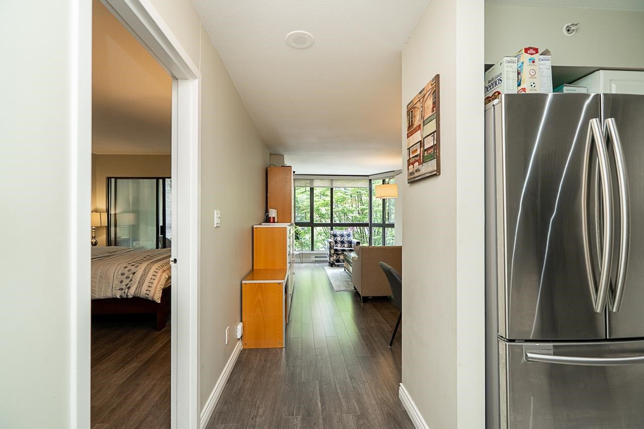 









488


Helmcken

Street, 304,
Vancouver,




BC
V6B 6E4

