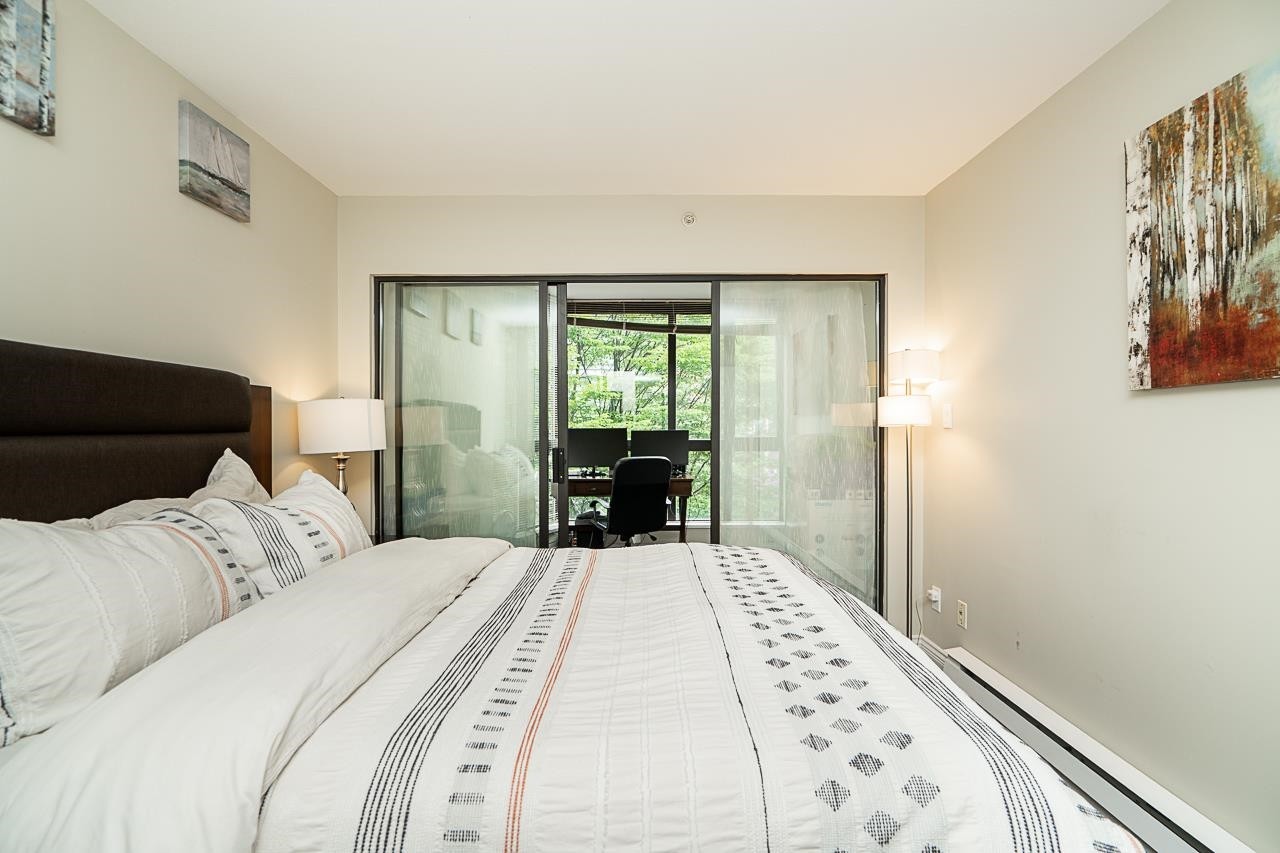 









488


Helmcken

Street, 304,
Vancouver,




BC
V6B 6E4

