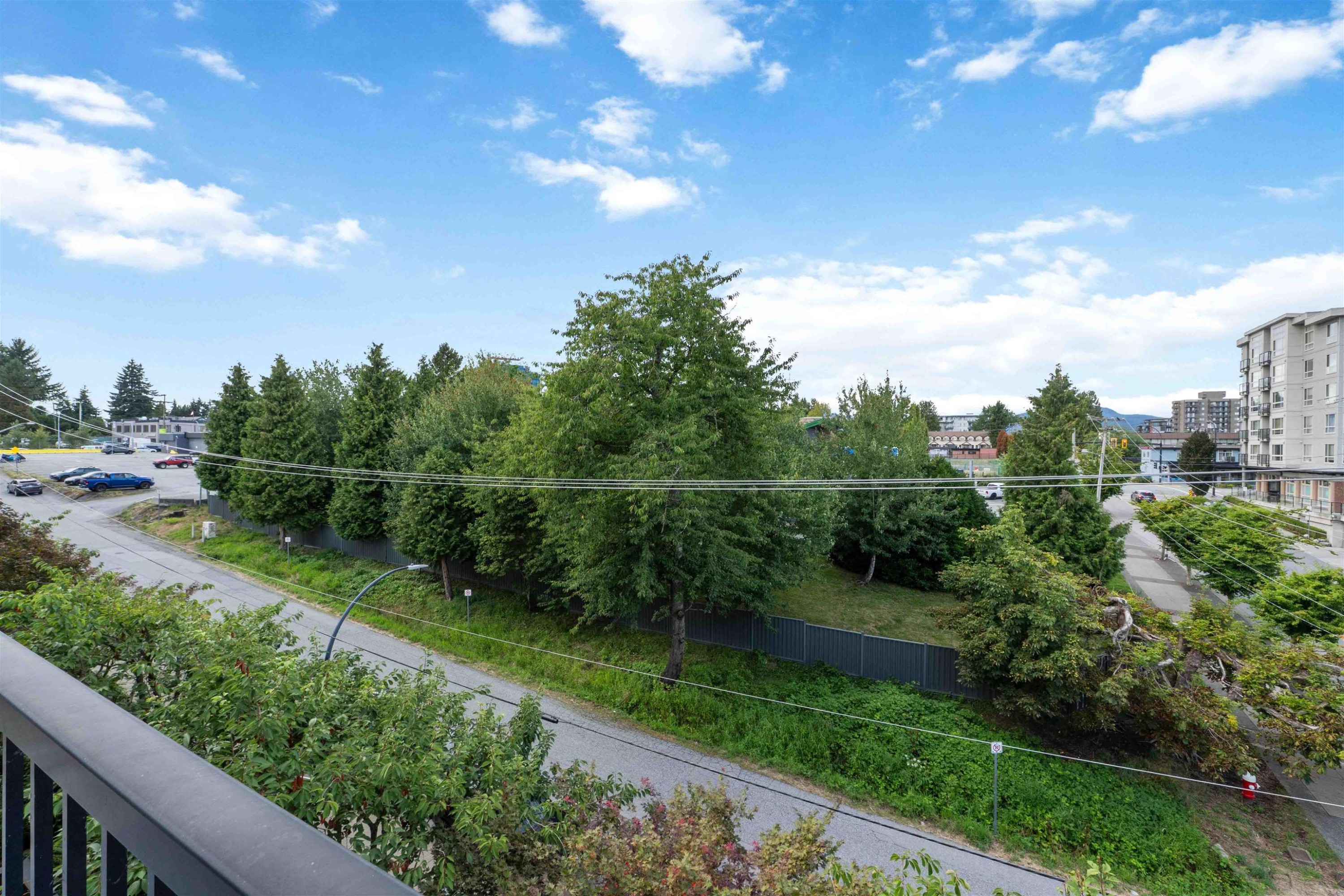 









22290


North

Avenue, 404,
Maple Ridge,




BC
V2X 8Z8

