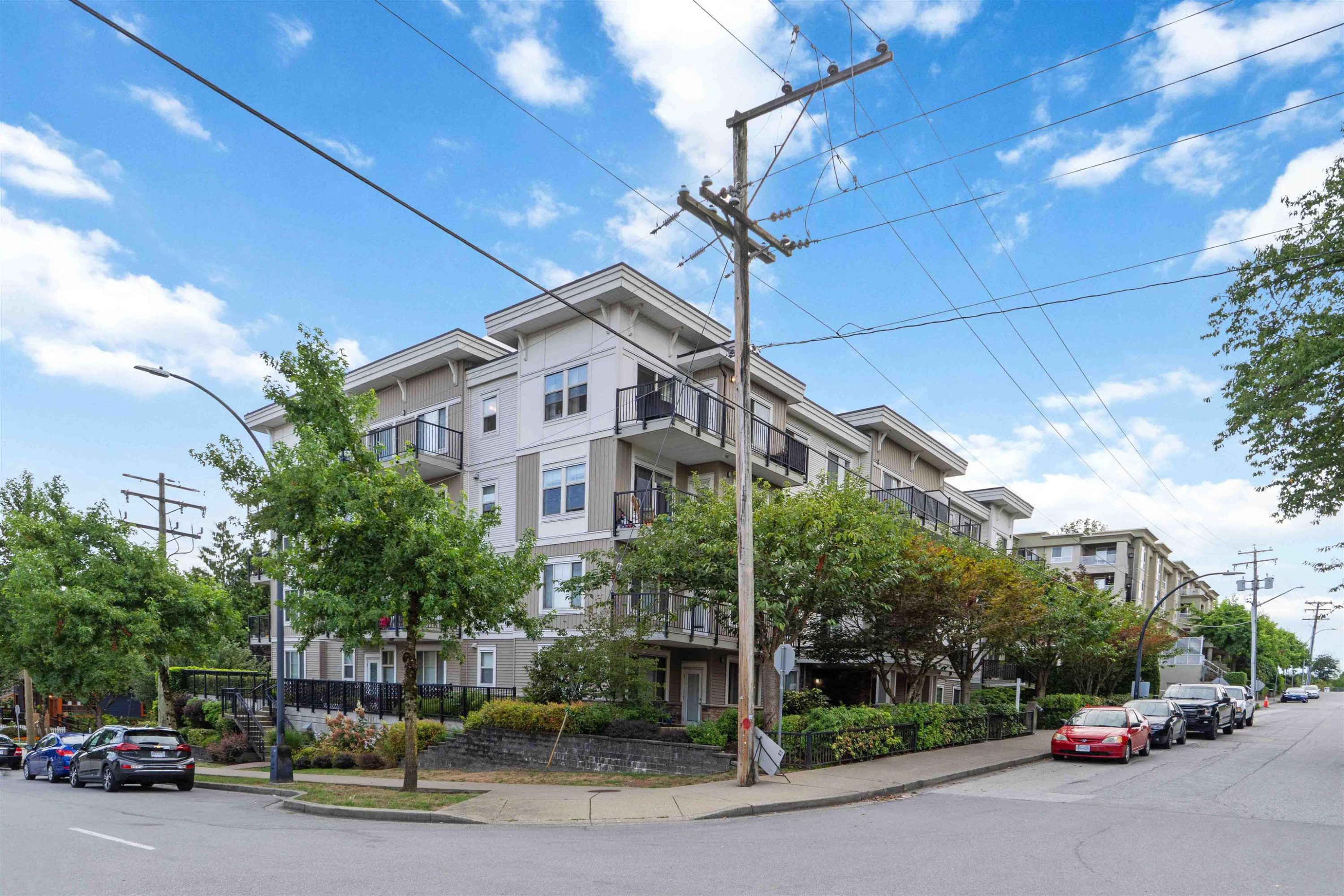 









22290


North

Avenue, 404,
Maple Ridge,




BC
V2X 8Z8

