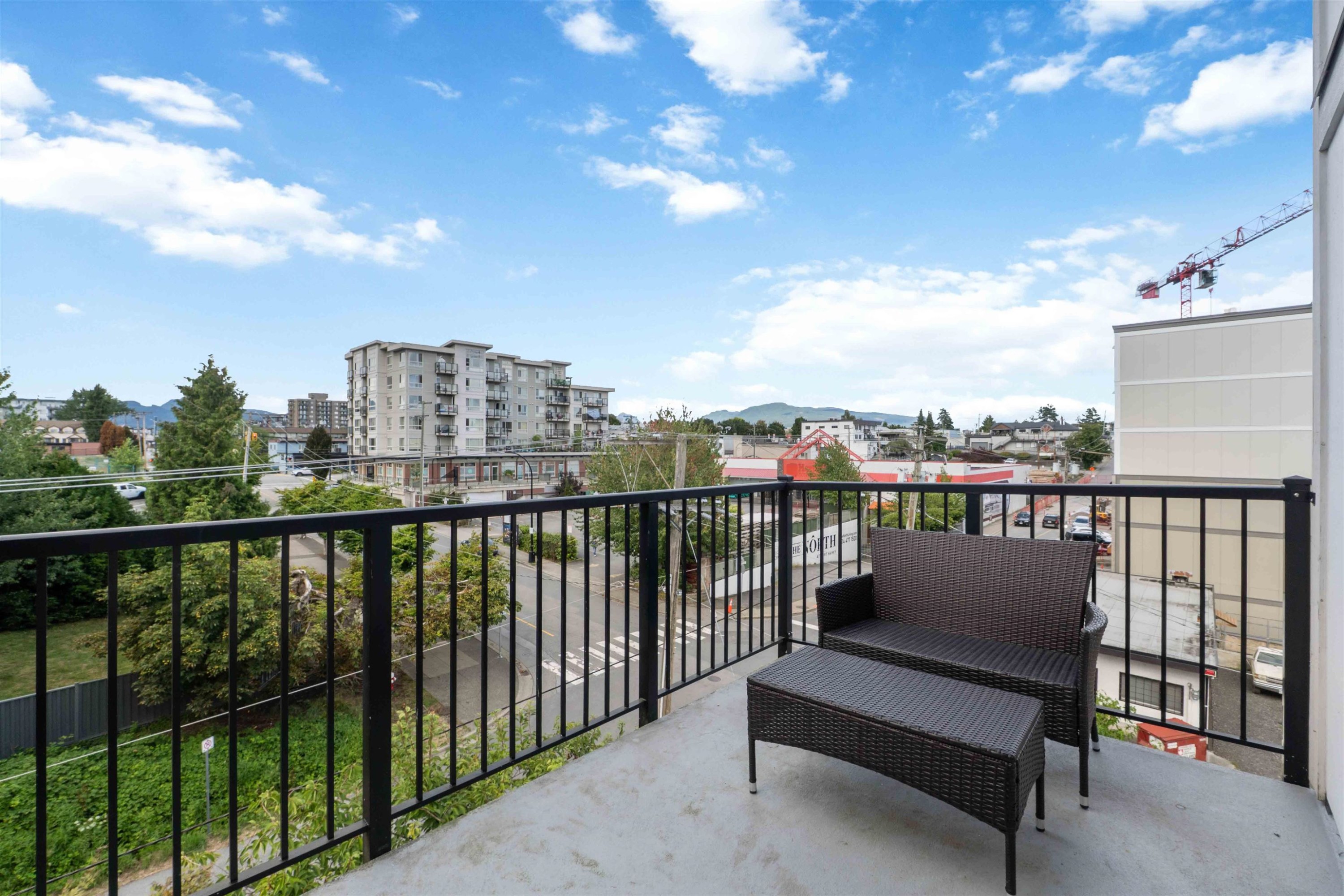 









22290


North

Avenue, 404,
Maple Ridge,




BC
V2X 8Z8

