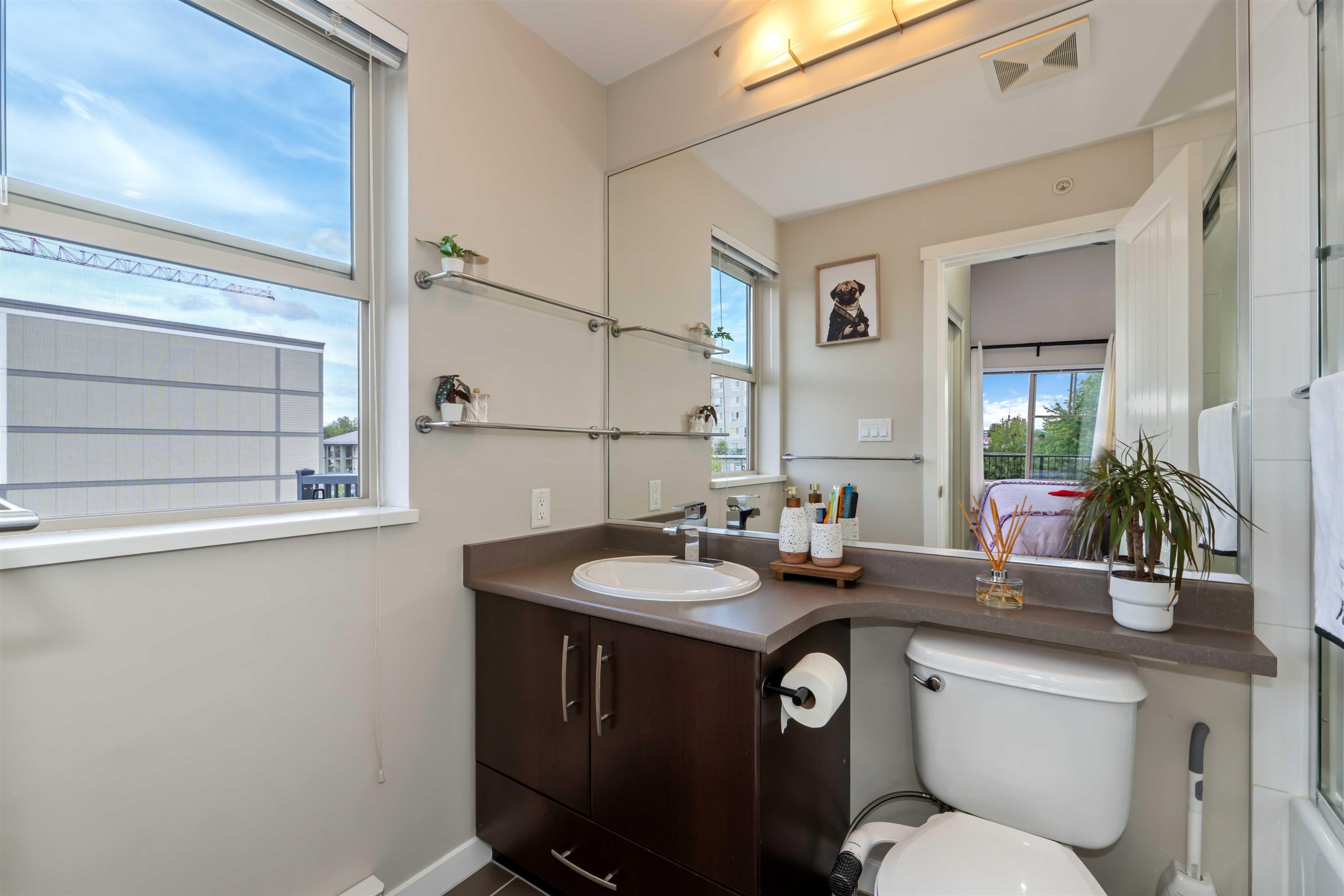 









22290


North

Avenue, 404,
Maple Ridge,




BC
V2X 8Z8

