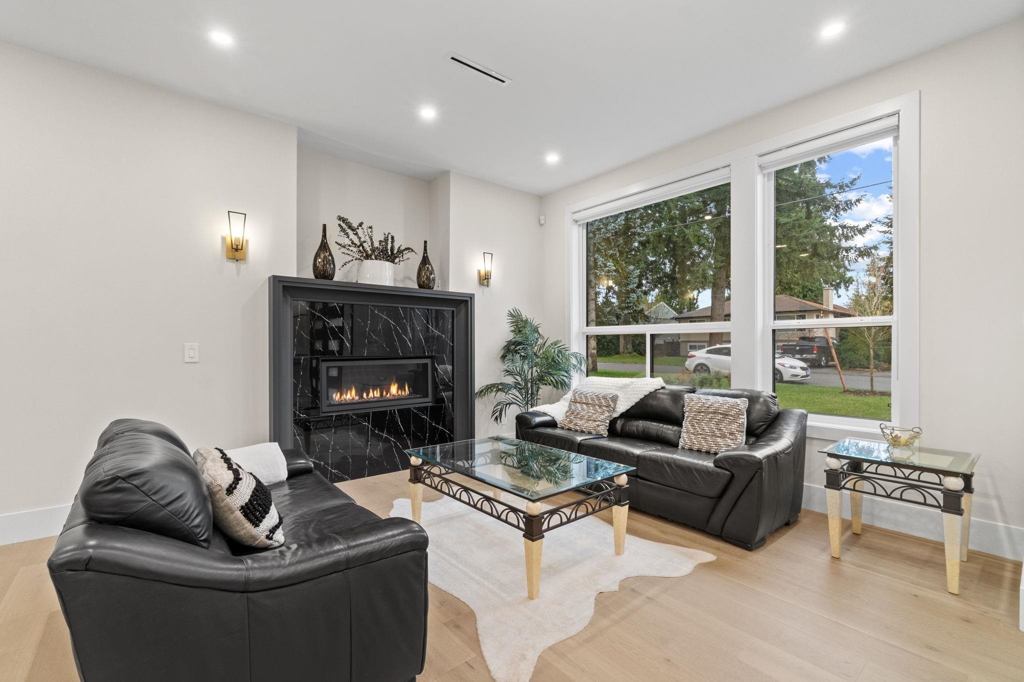 









841


Rondeau

Street,
Coquitlam,




BC
V3J 5Z4

