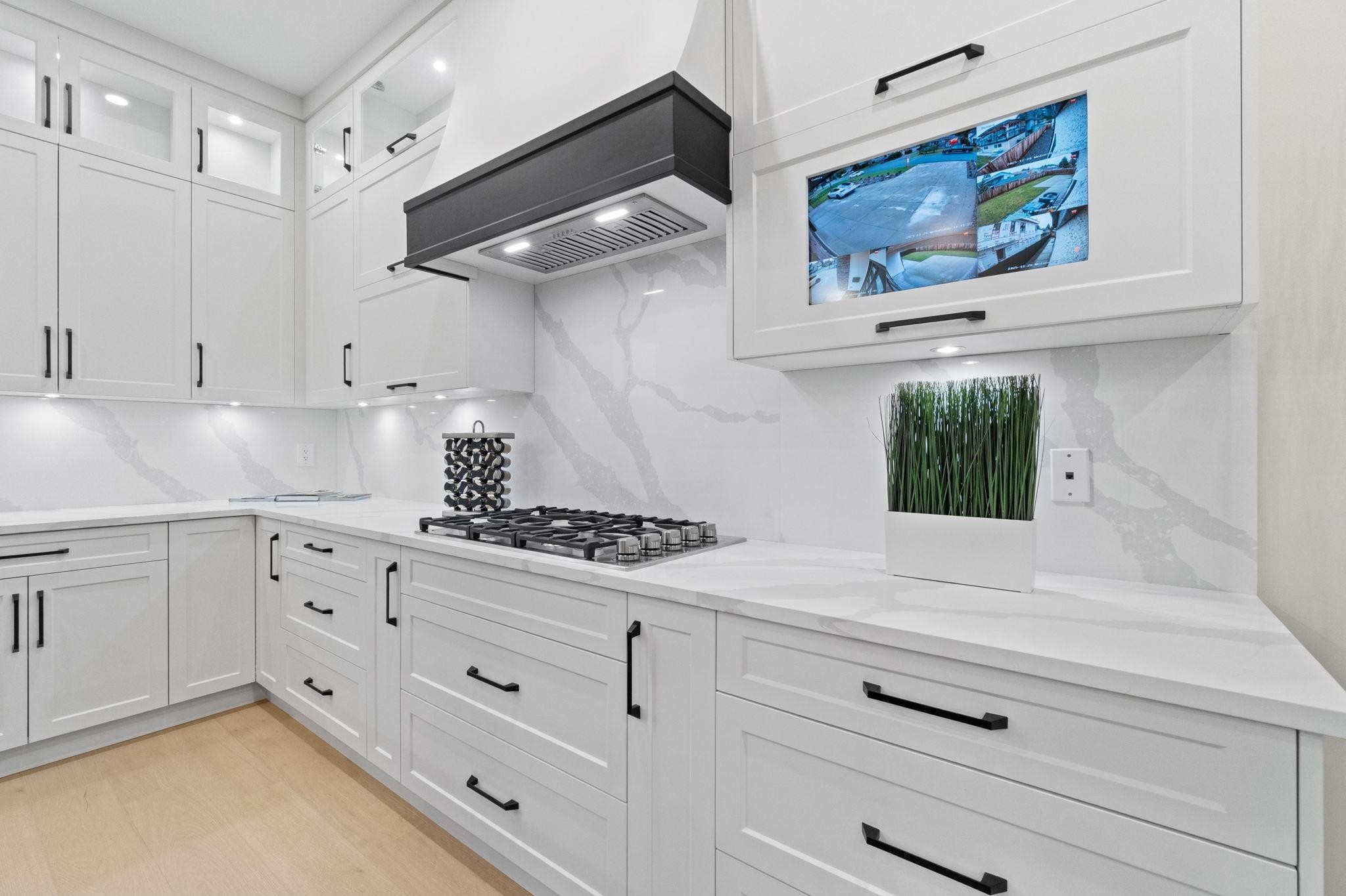 









841


Rondeau

Street,
Coquitlam,




BC
V3J 5Z4

