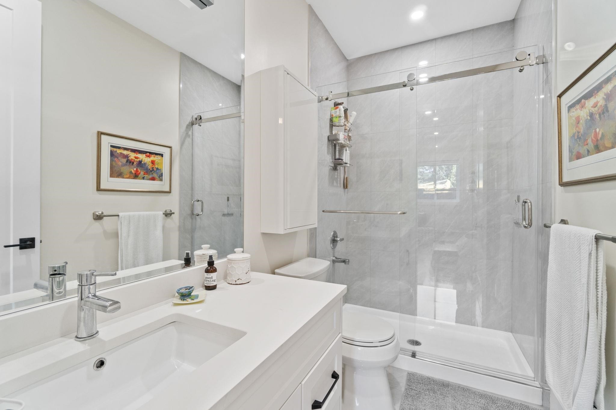 









841


Rondeau

Street,
Coquitlam,




BC
V3J 5Z4

