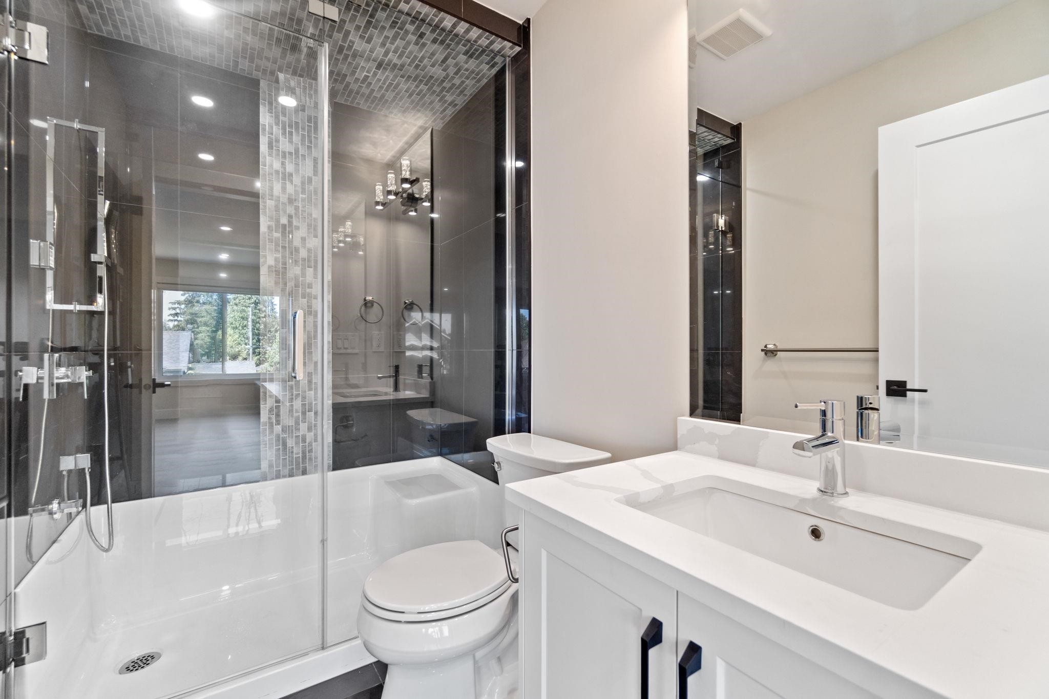 









841


Rondeau

Street,
Coquitlam,




BC
V3J 5Z4

