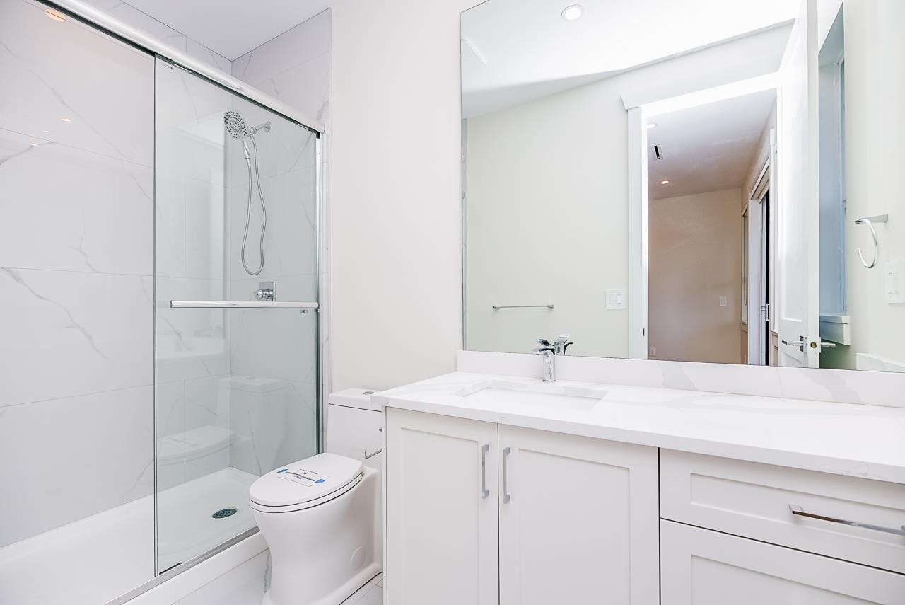 









897


Cottonwood

Avenue,
Coquitlam,




BC
V3J 2S9

