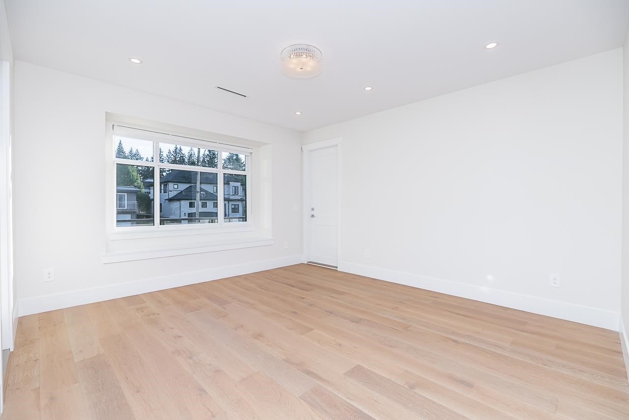 









897


Cottonwood

Avenue,
Coquitlam,




BC
V3J 2S9

