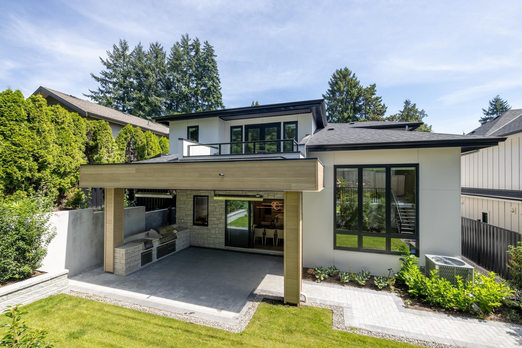 









1385


19th

Street,
West Vancouver,




BC
V7V 3X4


