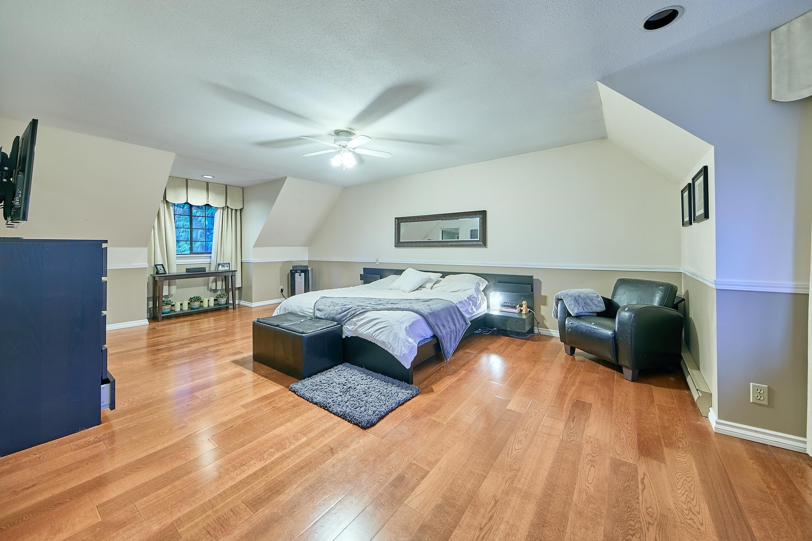 









12235


Norfolk

Place,
Maple Ridge,




BC
V2X 8W3

