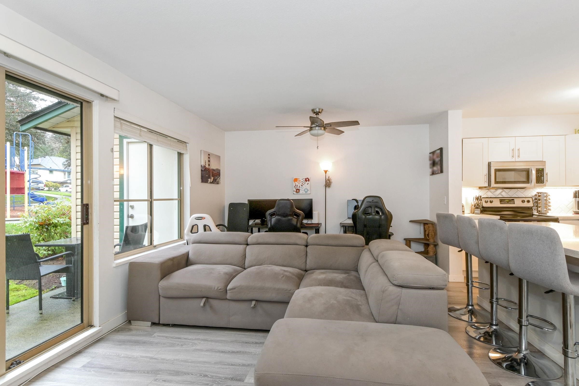 









21960


River

Road, 34,
Maple Ridge,




BC
V2X 2C3

