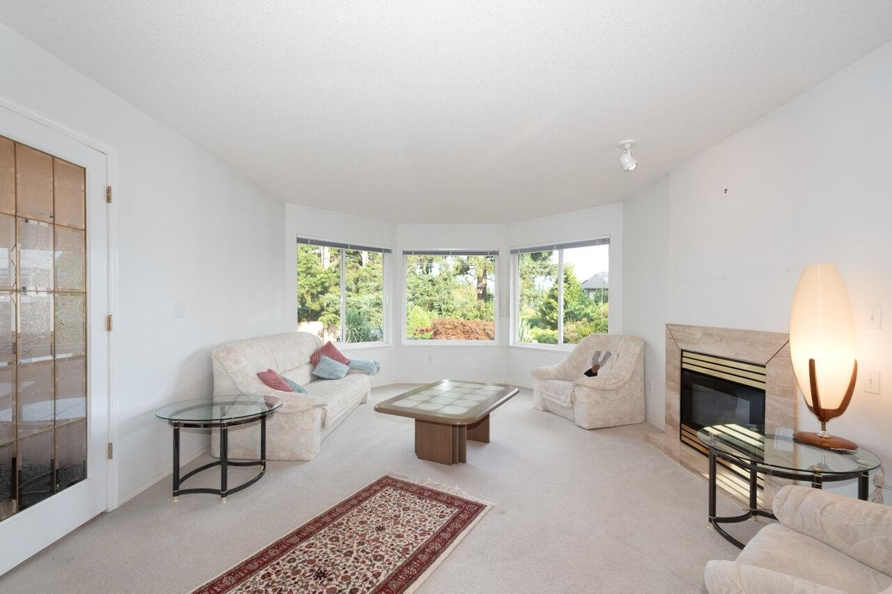 









937


Westmount

Drive,
Port Moody,




BC
V3H 1K8

