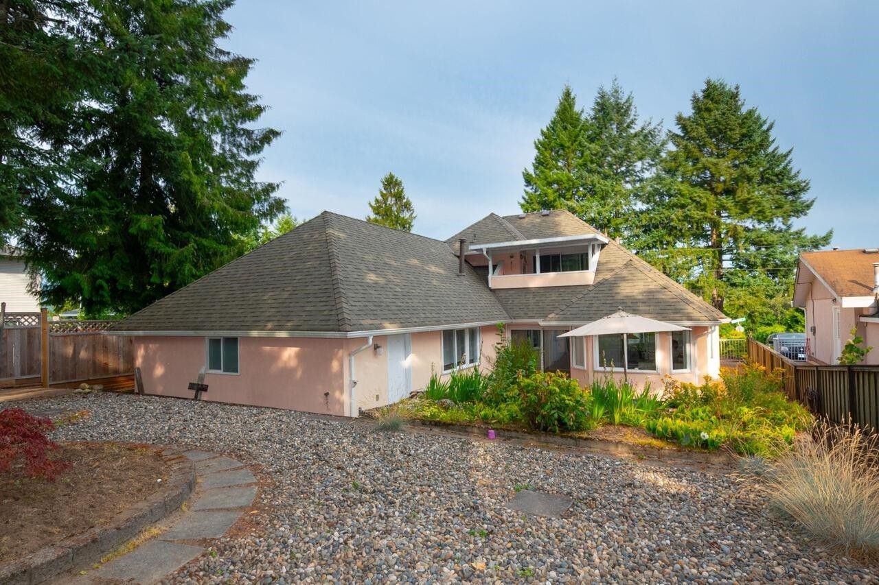 









937


Westmount

Drive,
Port Moody,




BC
V3H 1K8

