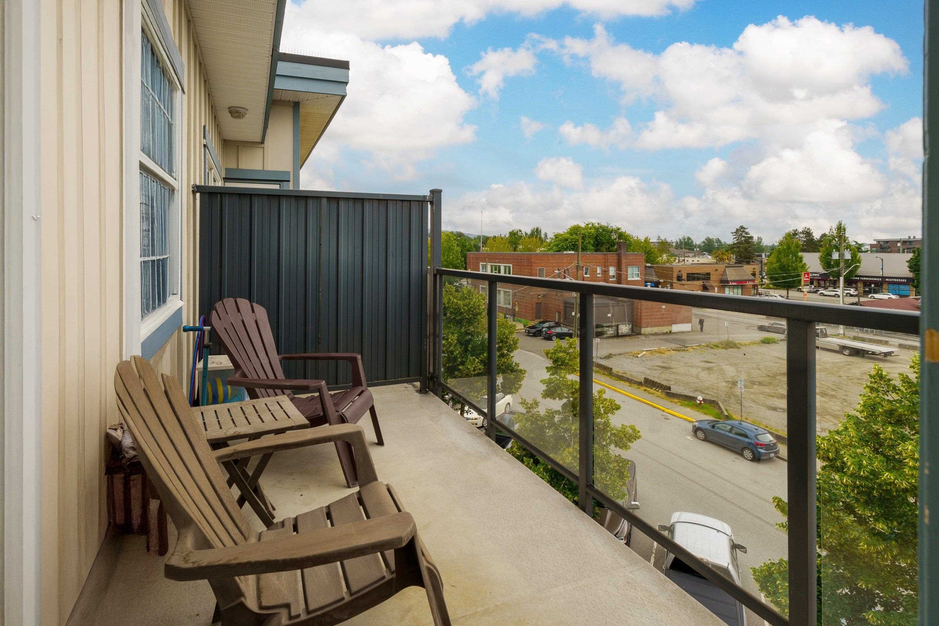 









22363


Selkirk

Avenue, 401,
Maple Ridge,




BC
V2X 2X6

