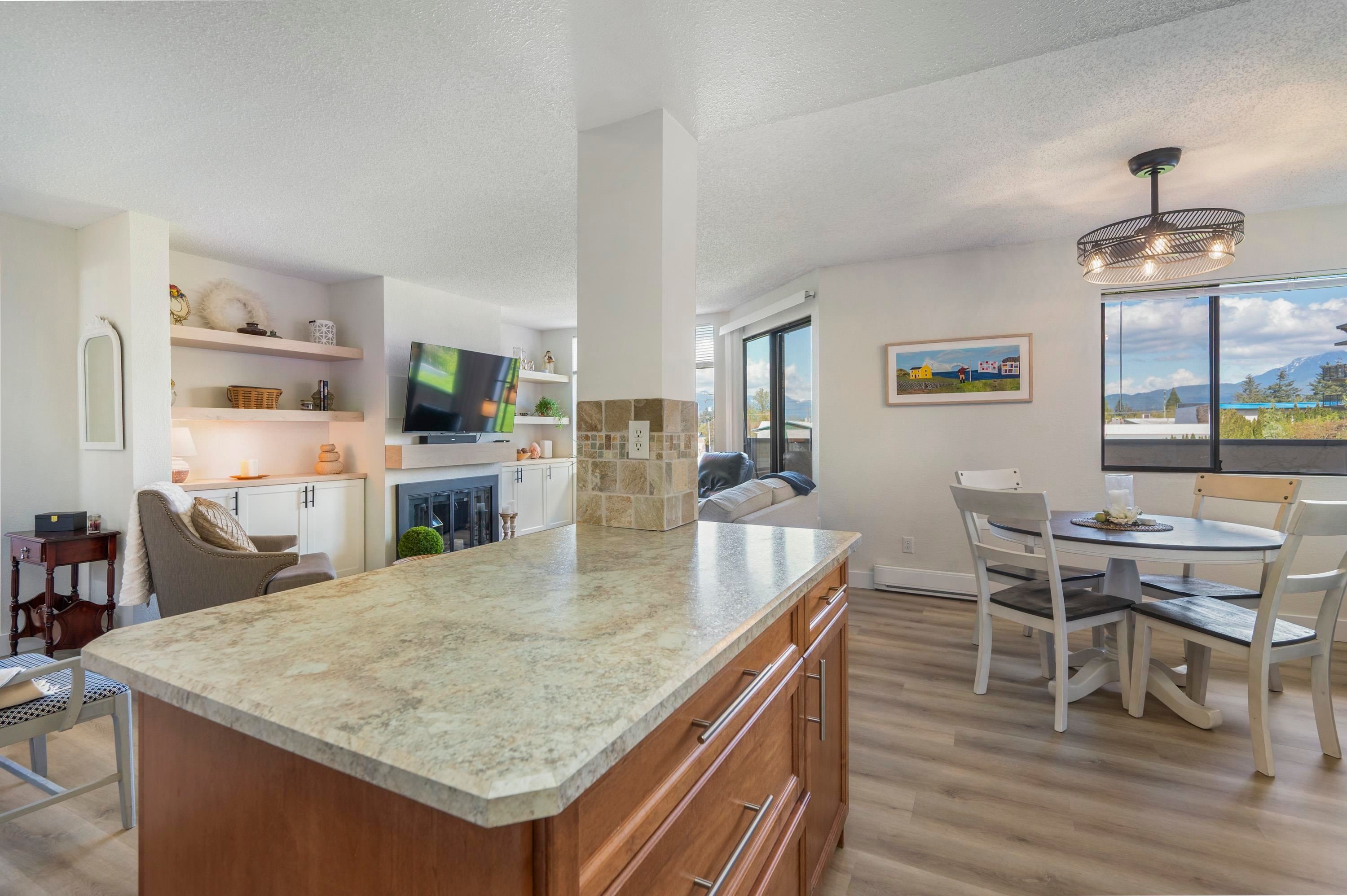 









11900


228

Street, 32,
Maple Ridge,




BC
V2X 6L9

