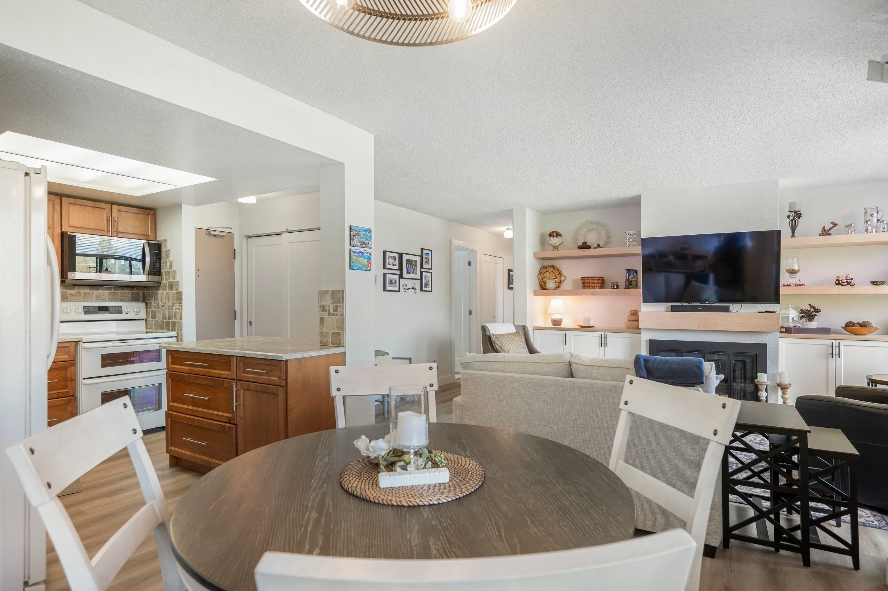 









11900


228

Street, 32,
Maple Ridge,




BC
V2X 6L9

