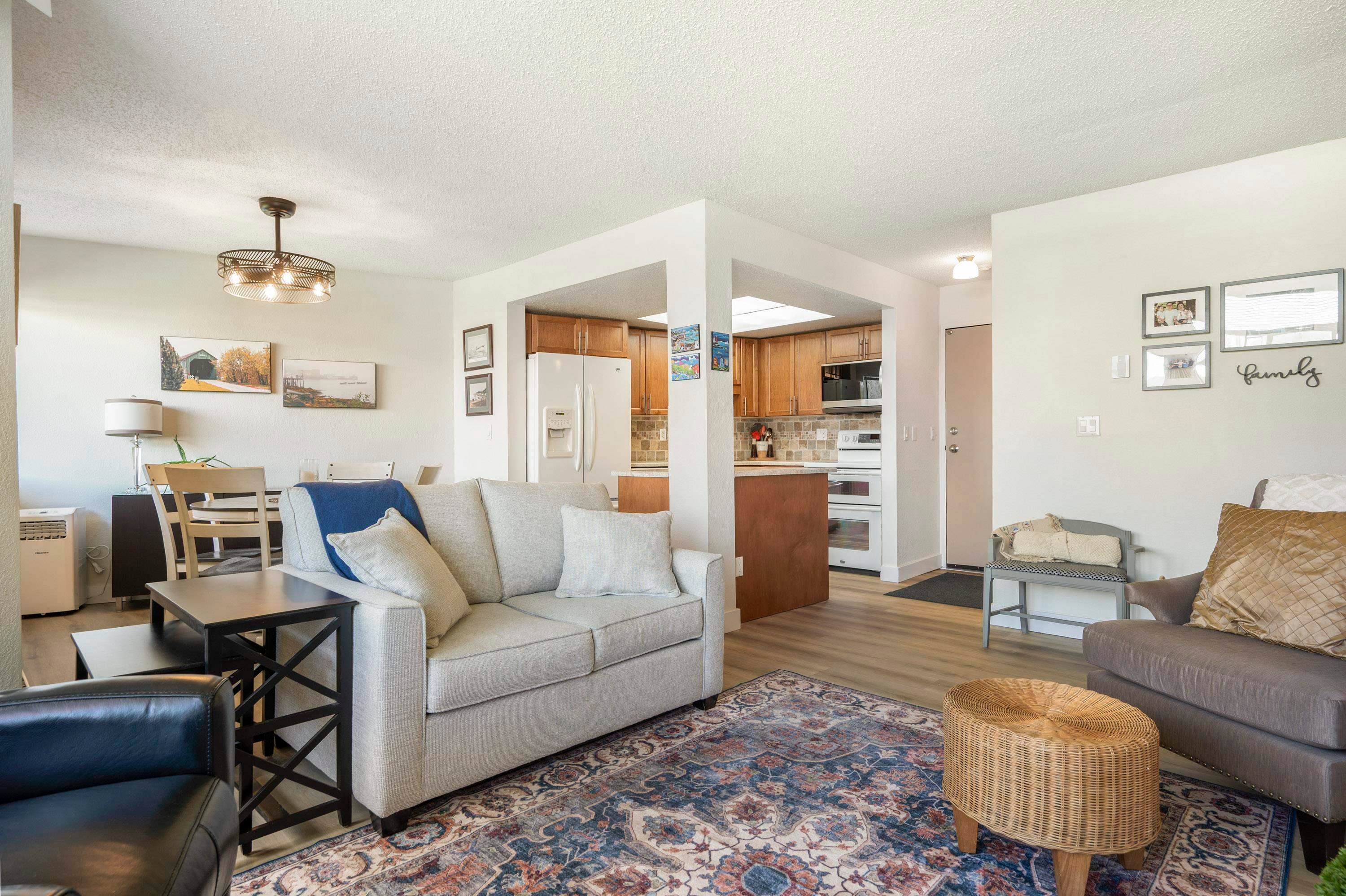 









11900


228

Street, 32,
Maple Ridge,




BC
V2X 6L9

