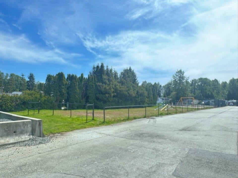 









201


Cayer

Street, 251,
Coquitlam,




BC
V3K 5A9

