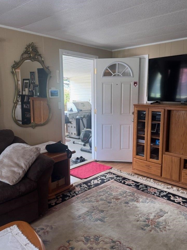 









201


Cayer

Street, 251,
Coquitlam,




BC
V3K 5A9

