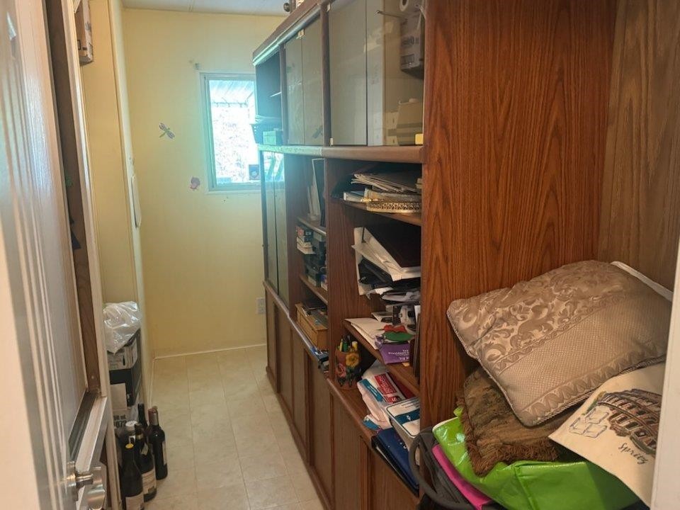 









201


Cayer

Street, 251,
Coquitlam,




BC
V3K 5A9

