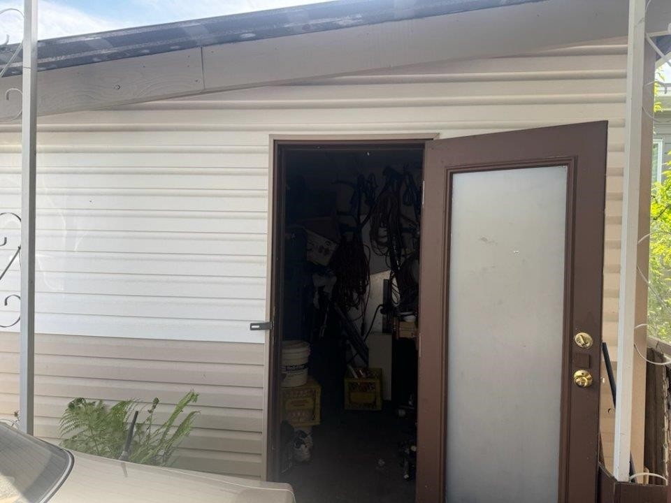 









201


Cayer

Street, 251,
Coquitlam,




BC
V3K 5A9

