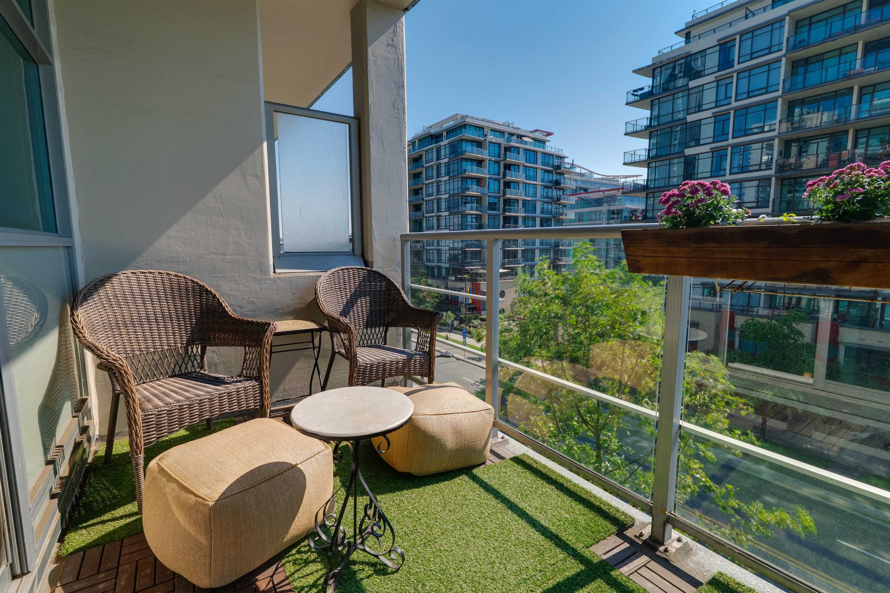 









168


East

Esplanade, 508,
North Vancouver,




BC
V7L 4X8

