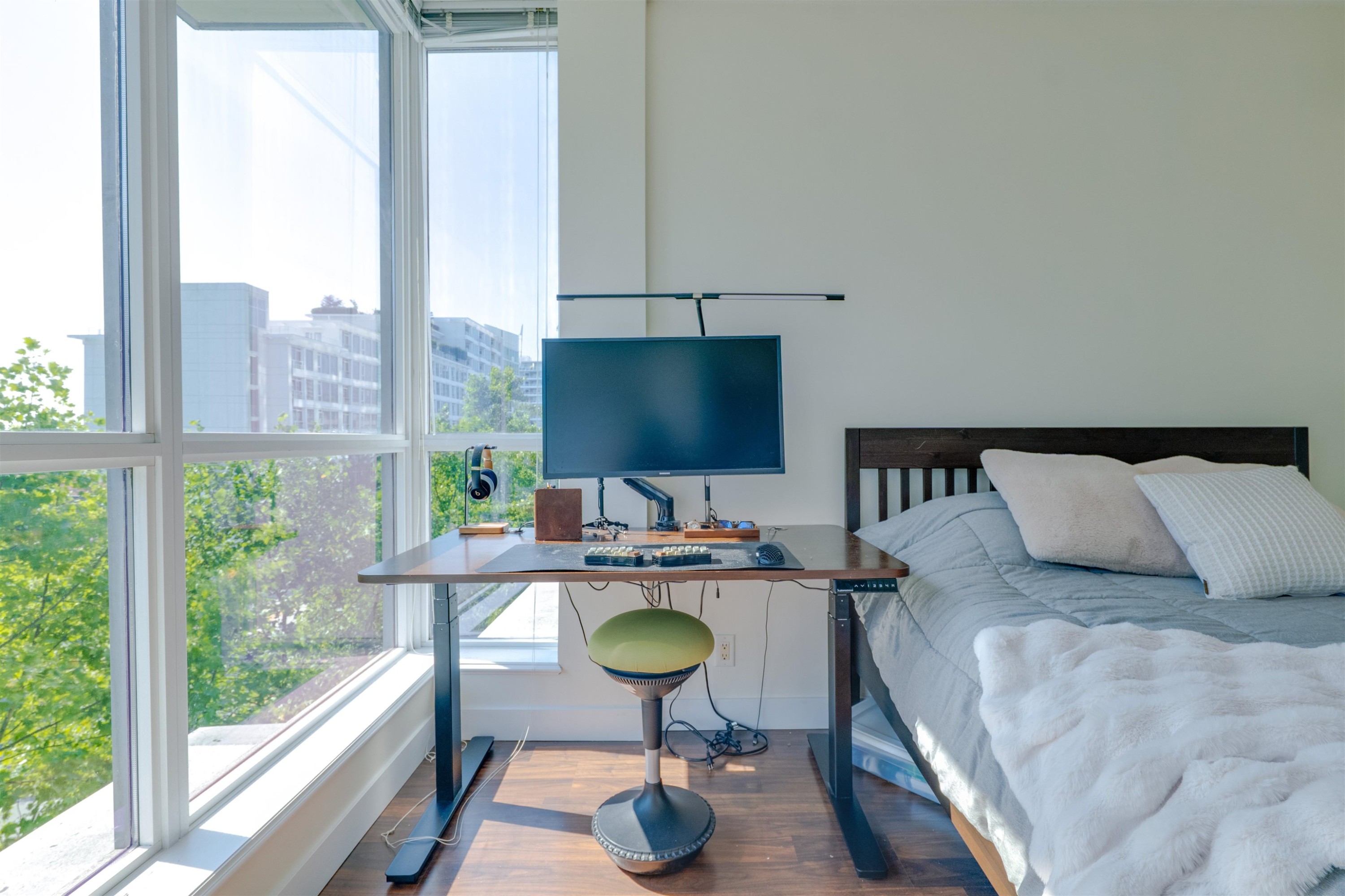 









168


East

Esplanade, 508,
North Vancouver,




BC
V7L 4X8

