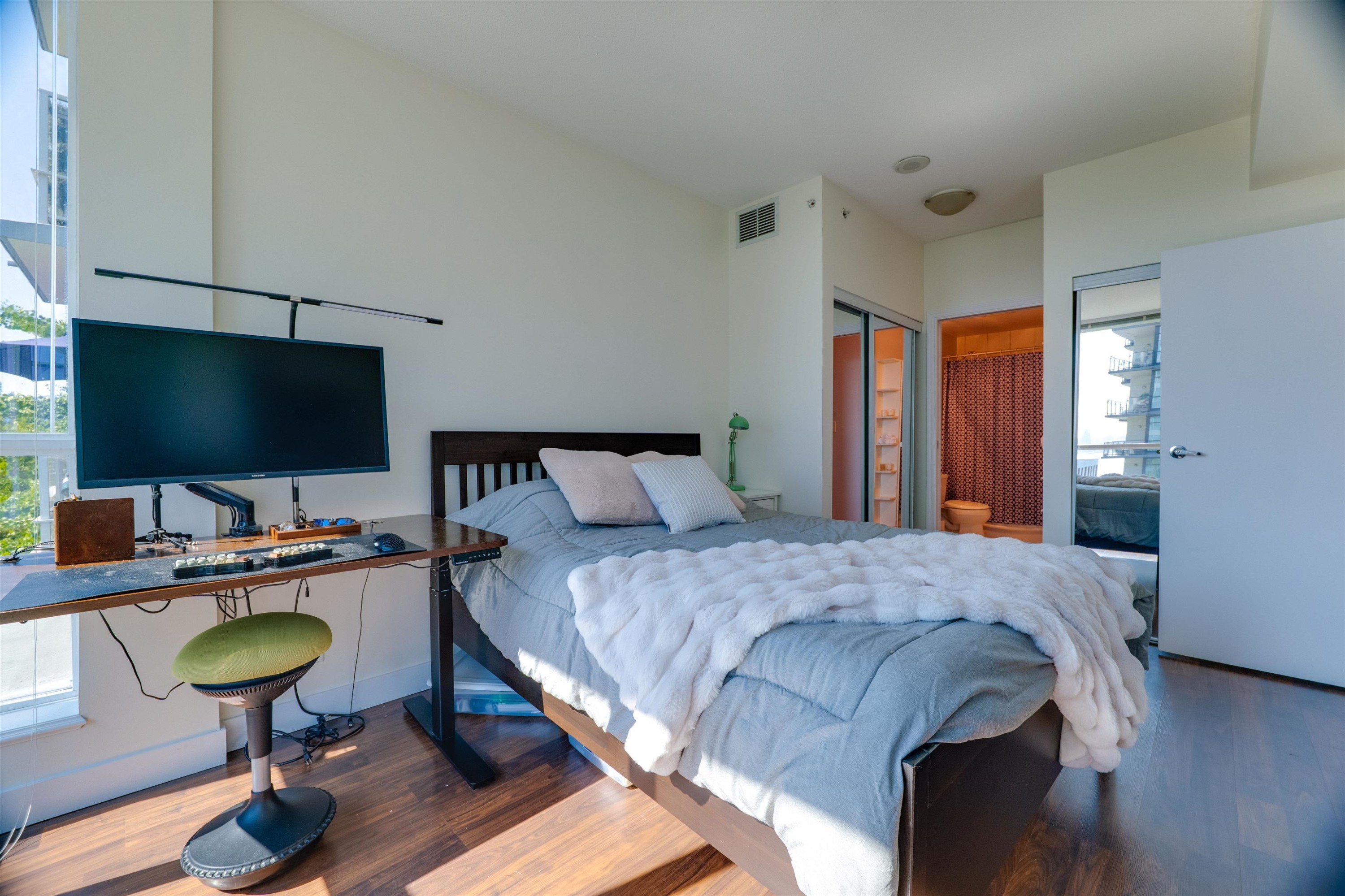 









168


East

Esplanade, 508,
North Vancouver,




BC
V7L 4X8

